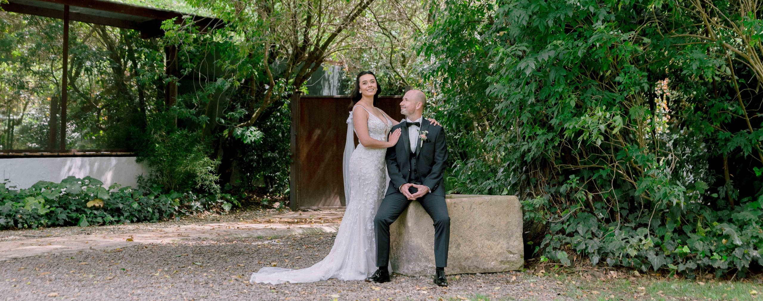 Fotografía Documetal & Editorial de bodas