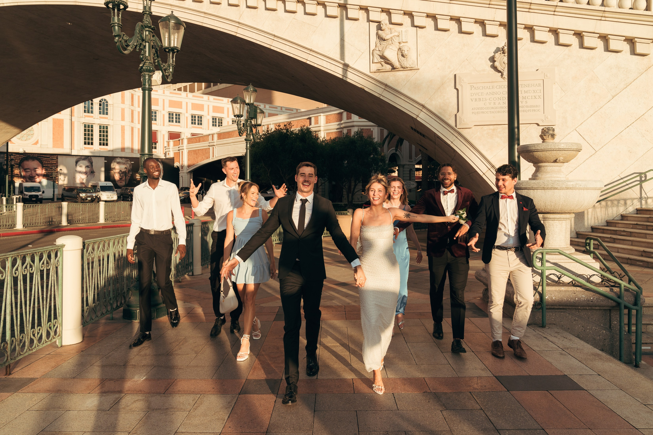 Eva&Jonny. Wedding & elopement photographer Viktoriya Kravtsov. Las Vegas