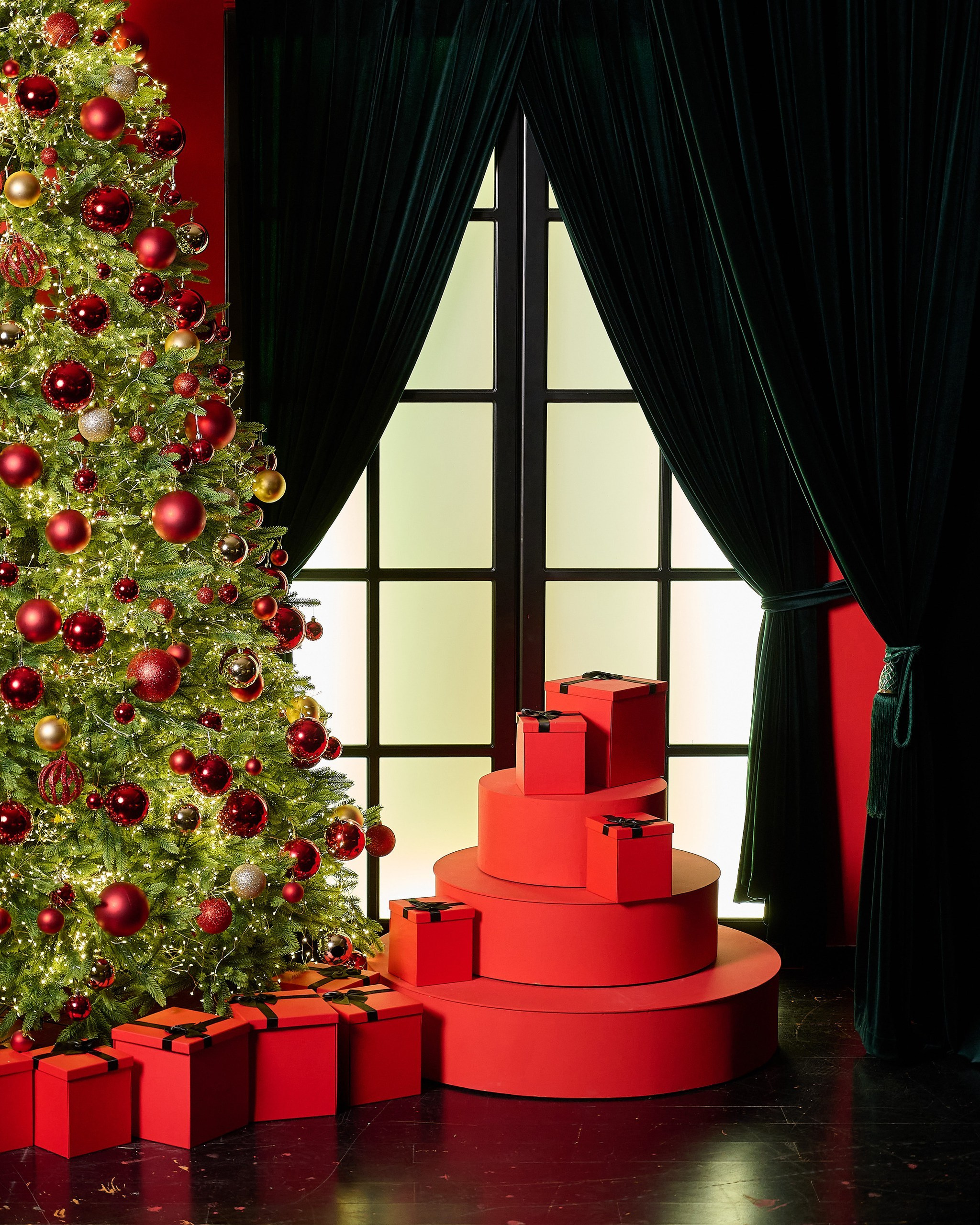 Зал «Loft» — (ул.Бабура, 73Б). 2astudio.uz