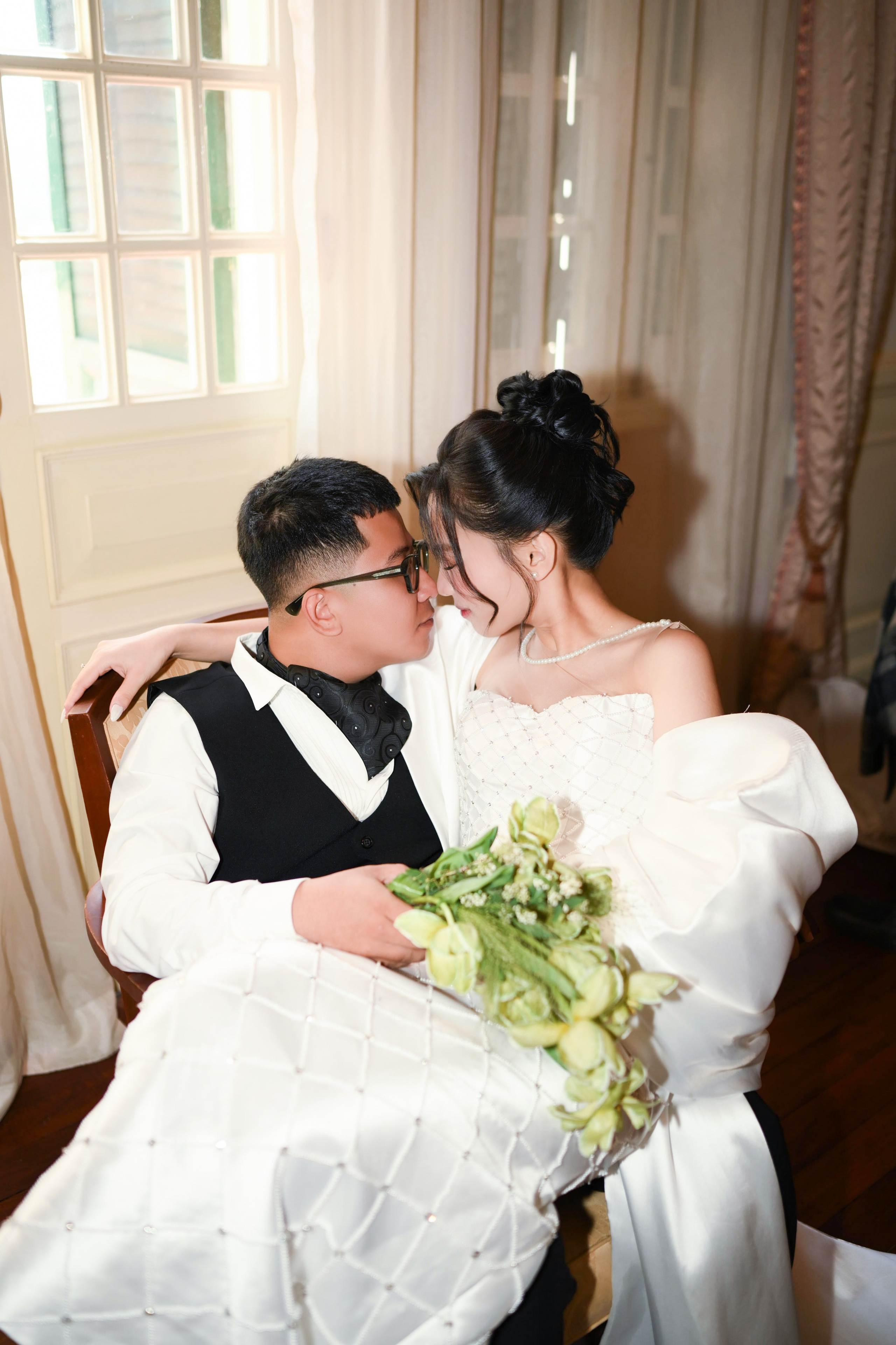 H & N. TheLoveMuseum