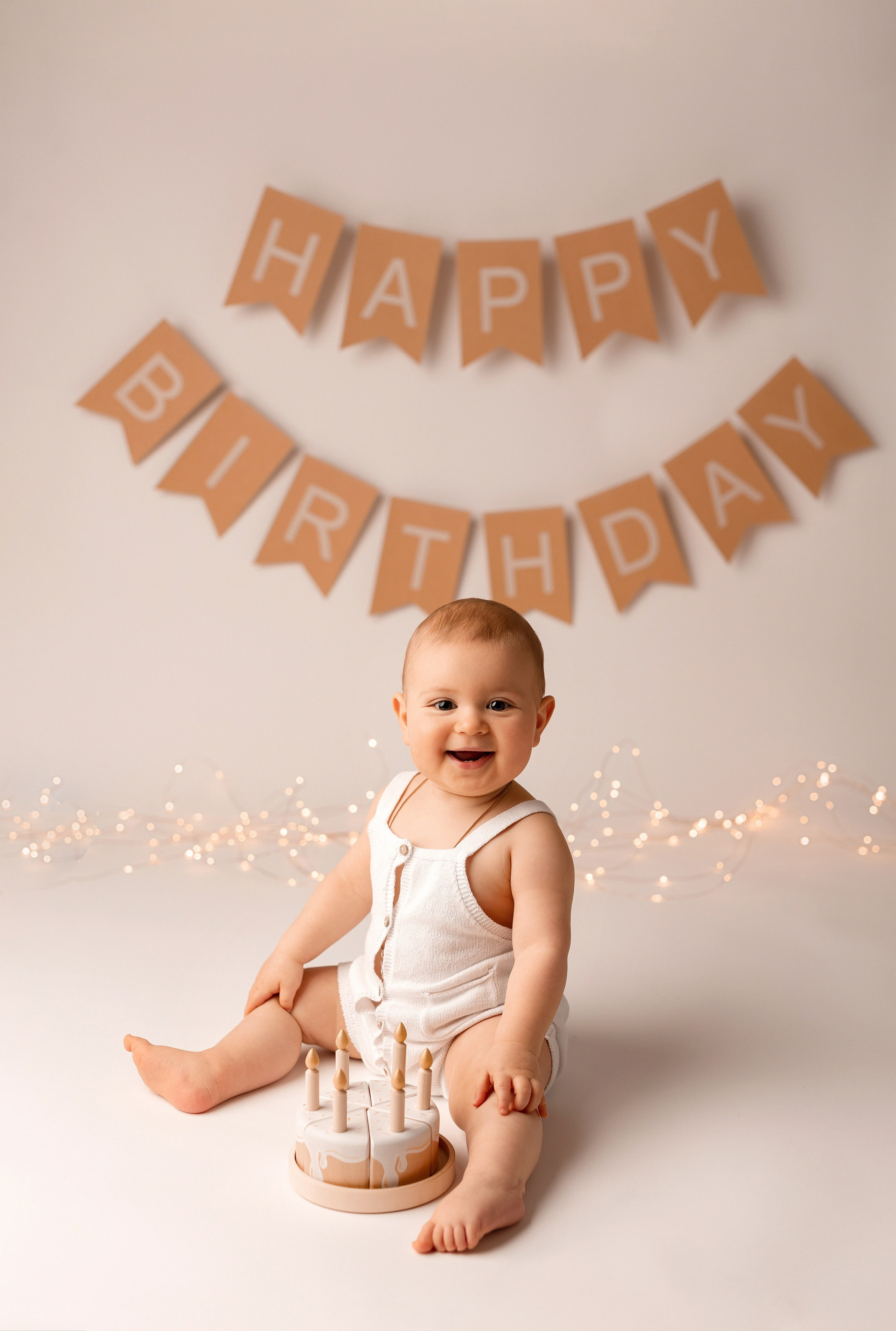 Cakesmash. NEUGEBORENEN und BABY Fotografin in WIEN und Umgebung