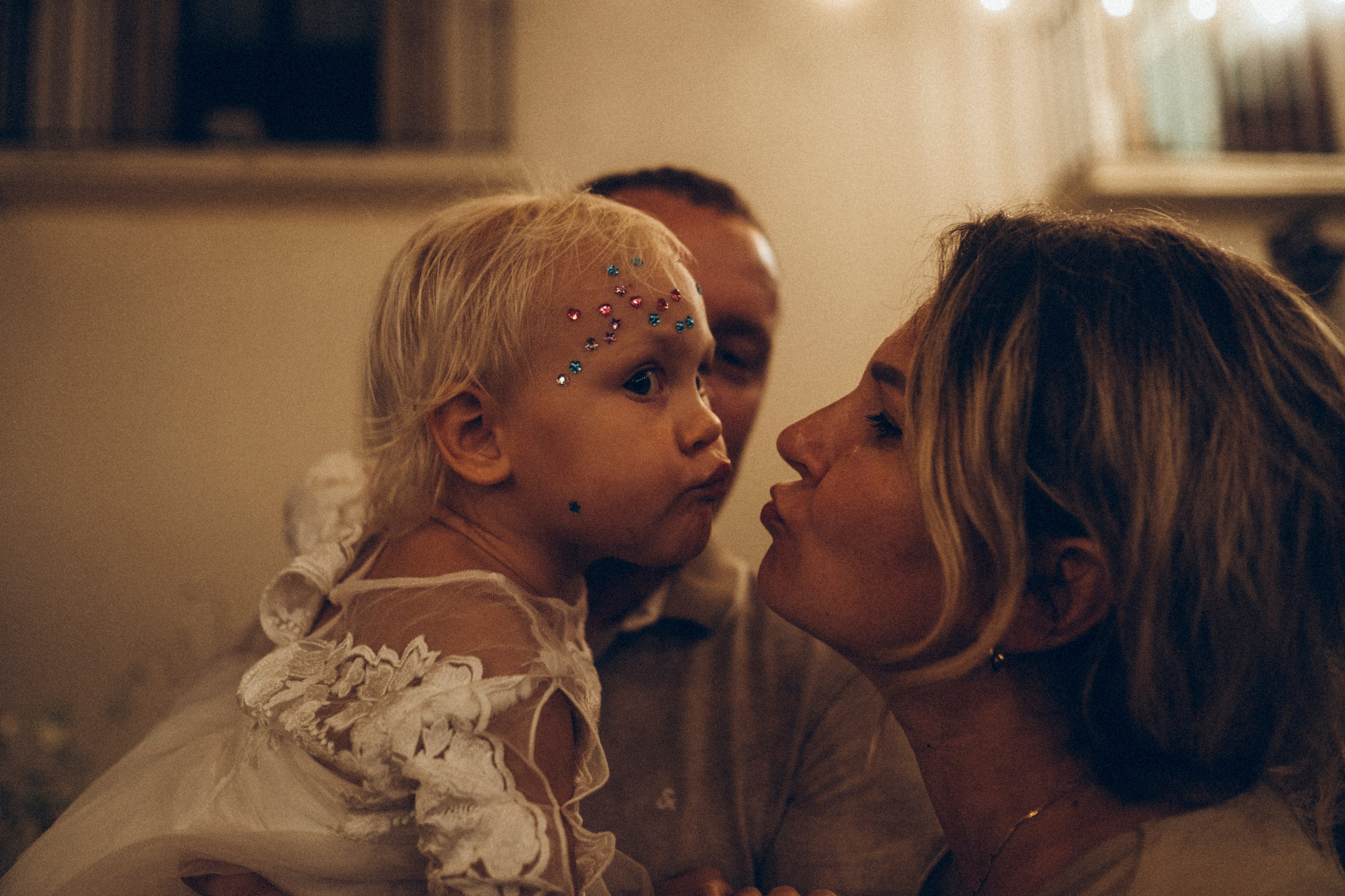 Nadezhda & Dmitry. Masia Mas Coll. Paola wedding photographer / videographer in Barcelona