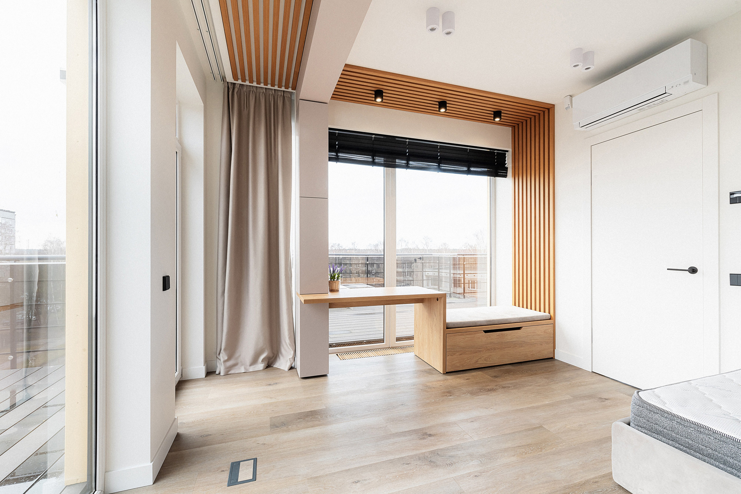 Flat on Buļļu st. Fotogrāfs Rīgā. Gīmenes, individuālās un dažādu produktu fotosesijas