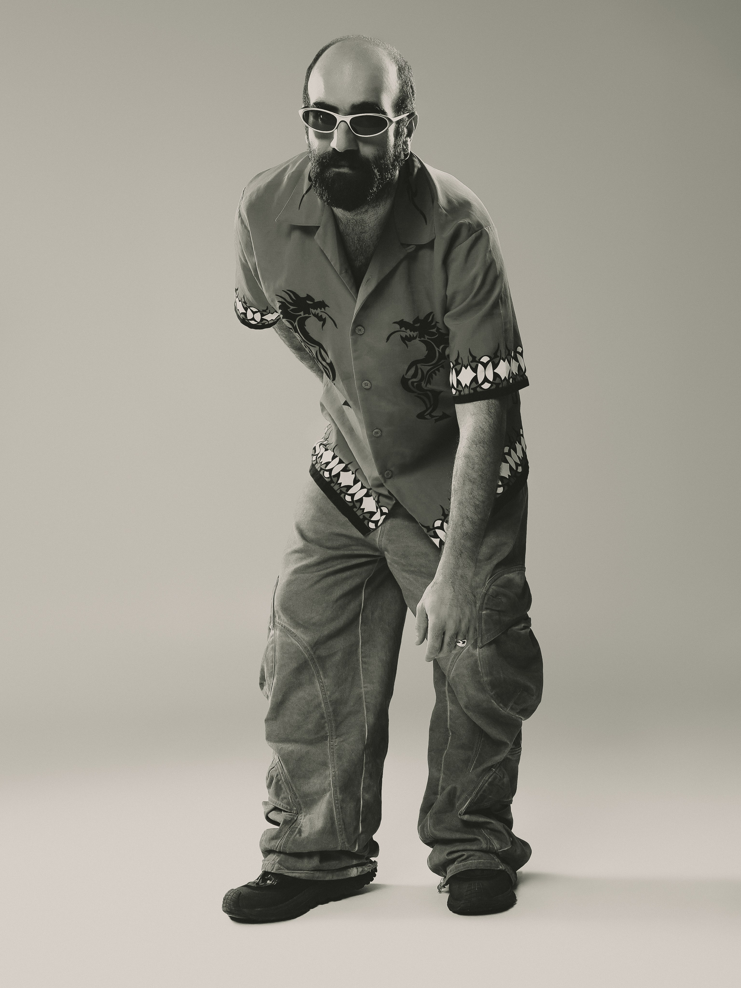 Studio (taron). Asmikiam