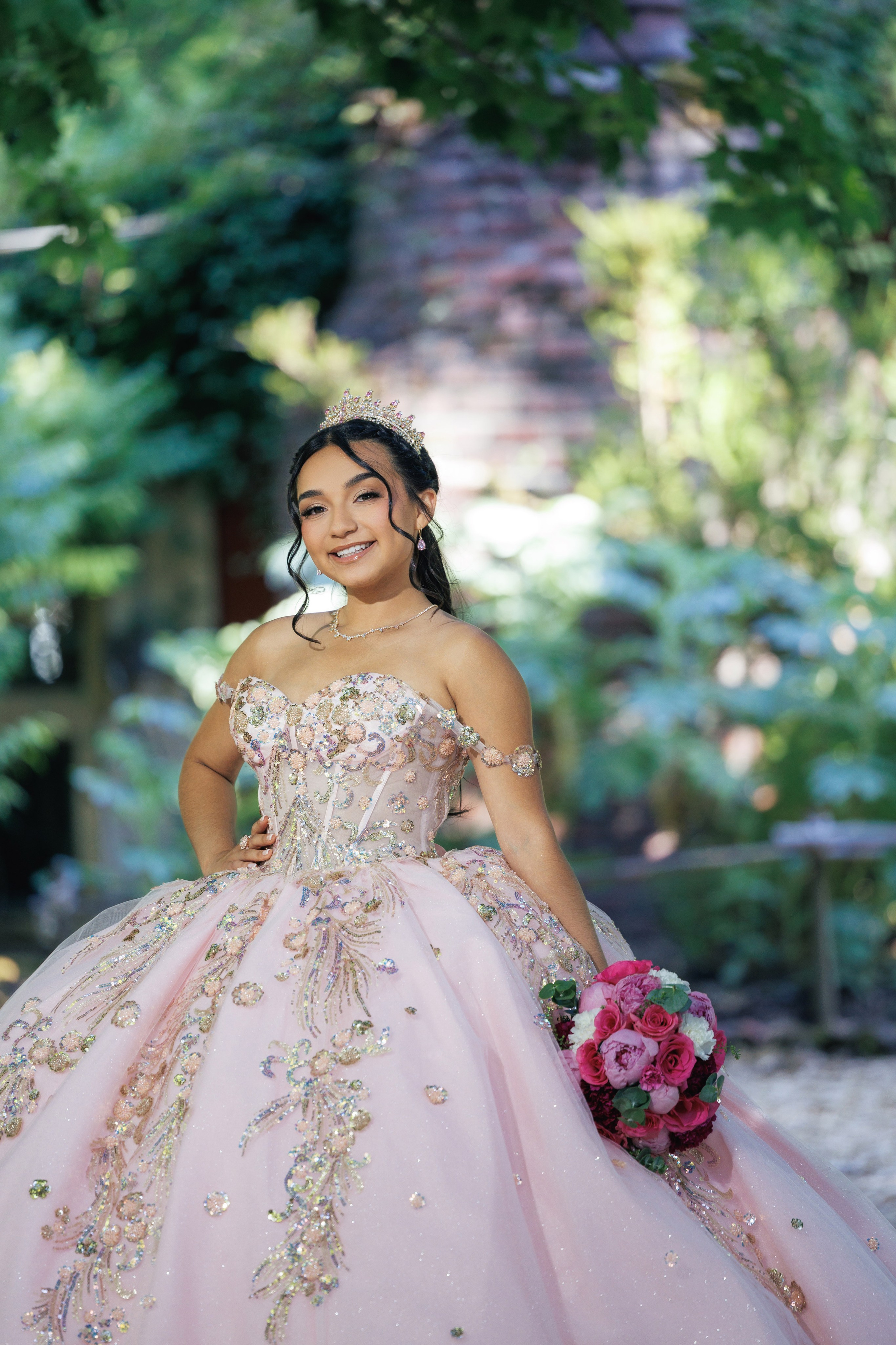 Kamila XV photoshoot. Hector Salazar Photography | Quinceanera, Wedding & Family Photographer in Oregon, and Washington