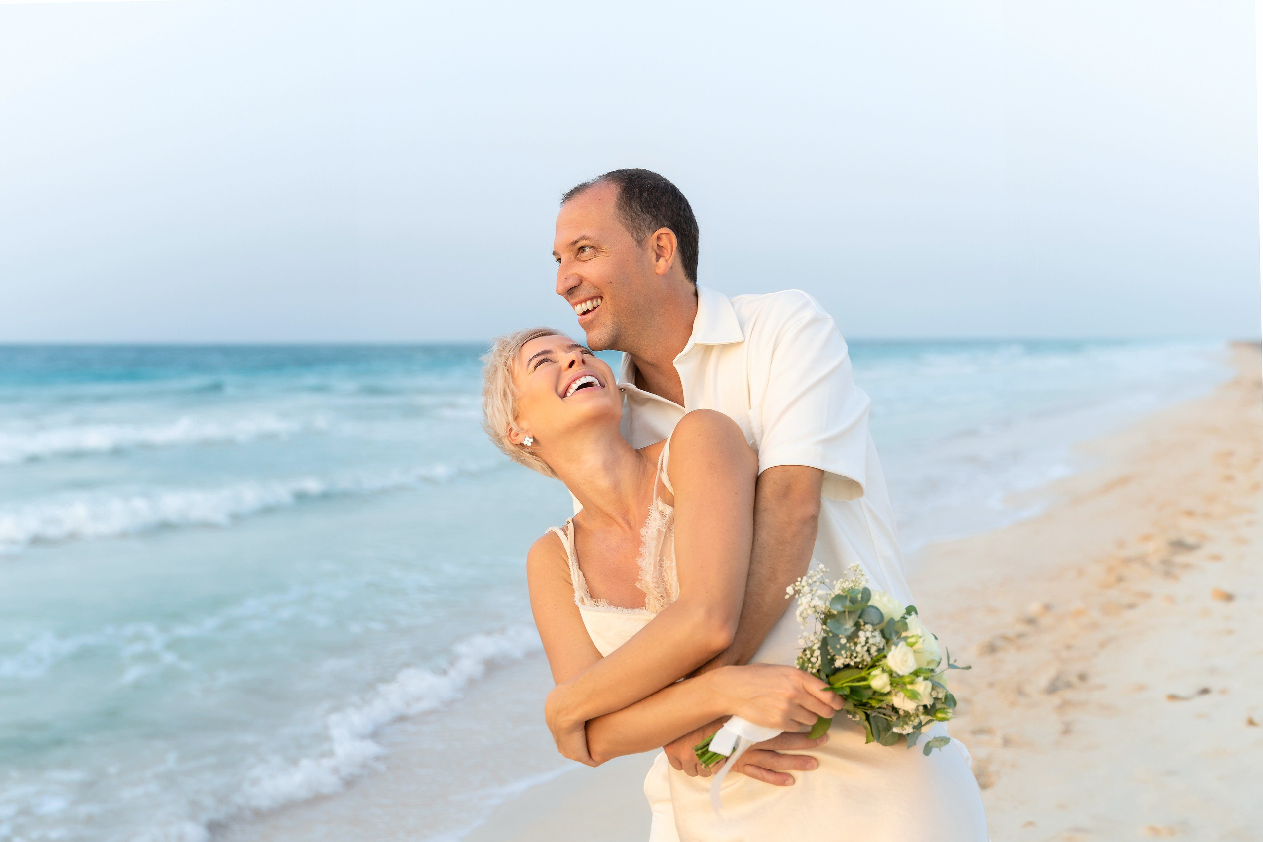 Couple. Professional Photographer in Abu Dhabi & Dubai — Marina Aubakirova | Family, Couple, Wedding & Individual Photoshoots