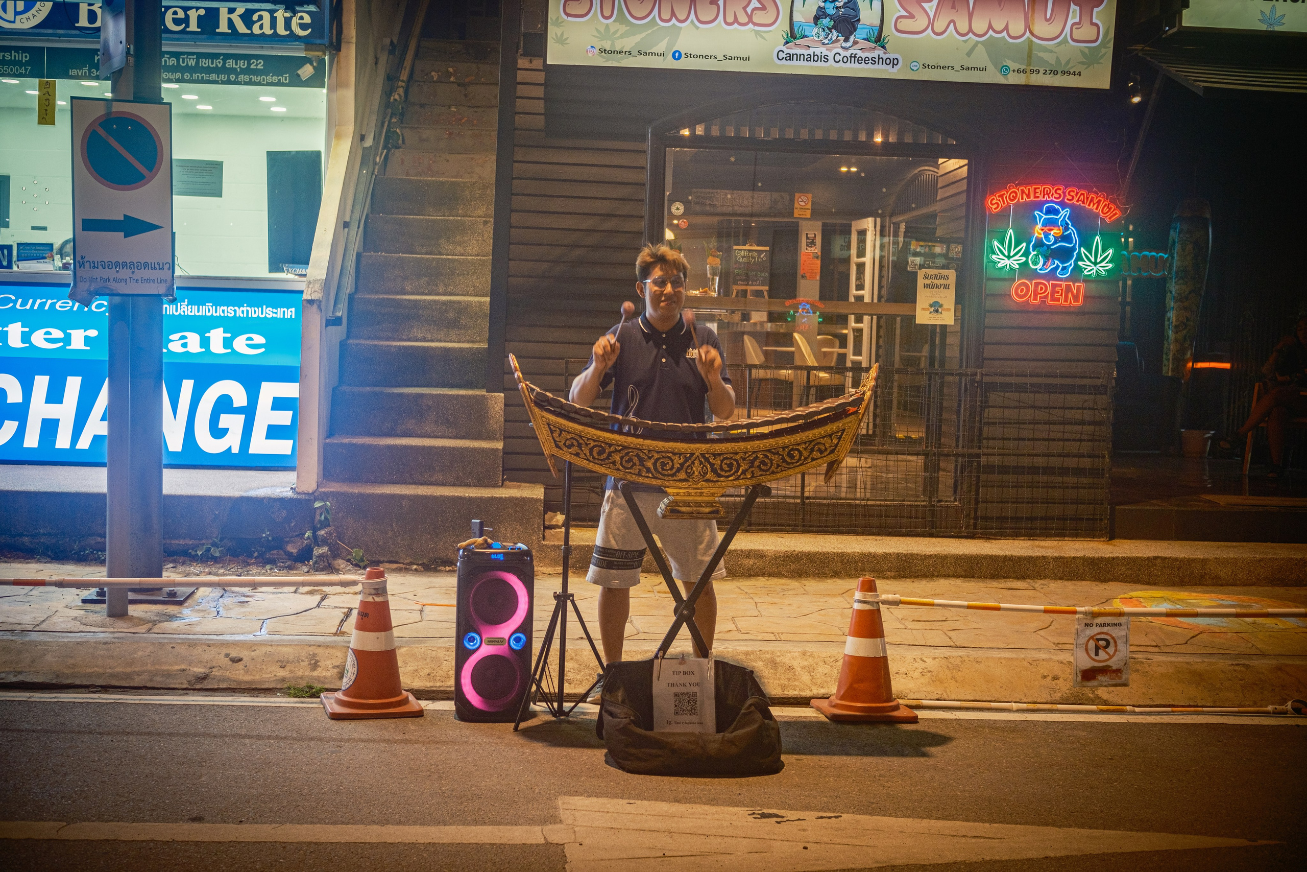 Street musicians. Graytail Photo