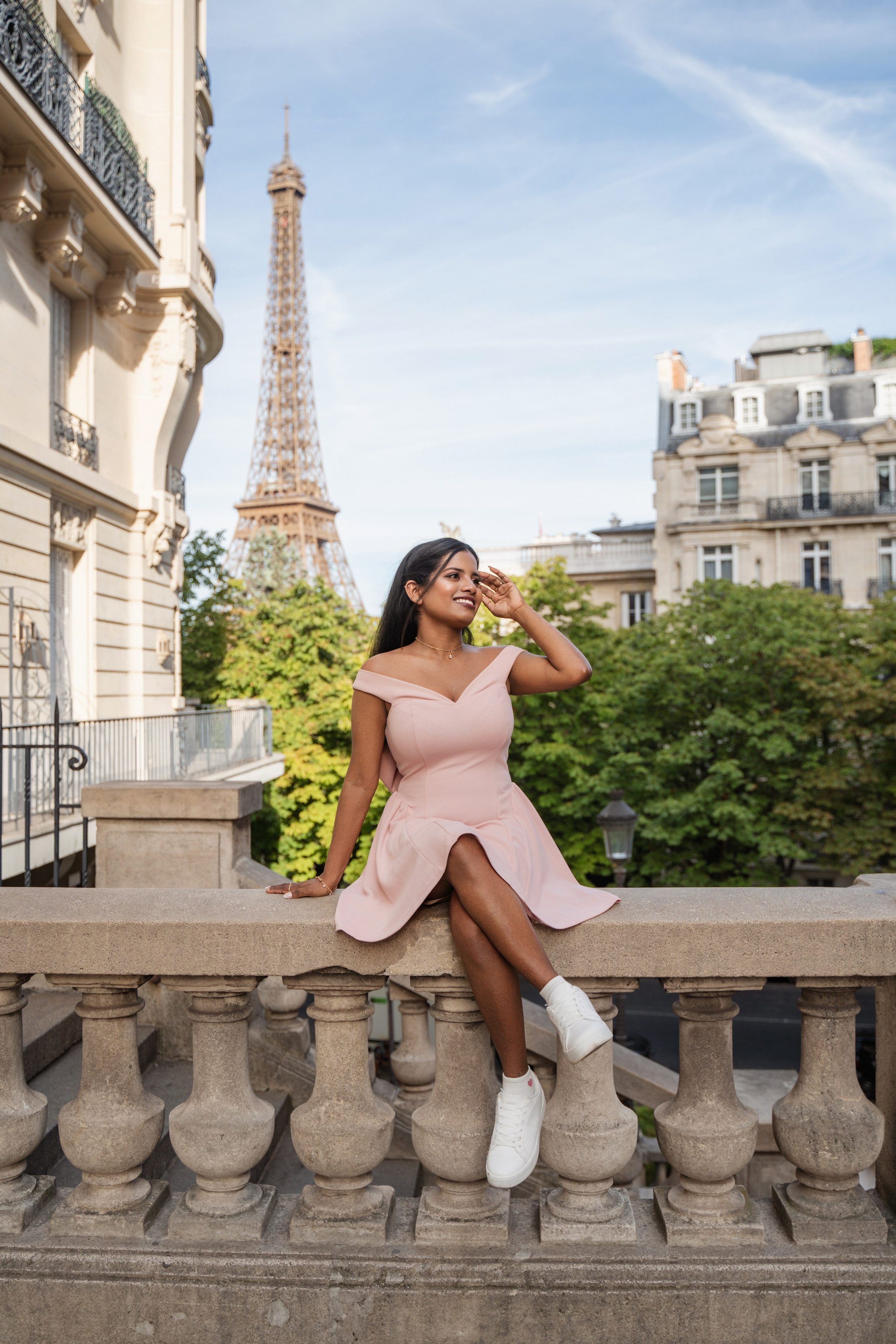 Richa (1 hour). Photographer in Paris|Solo and groups, portraits & content, couples photo-shoot in Paris at the best locations