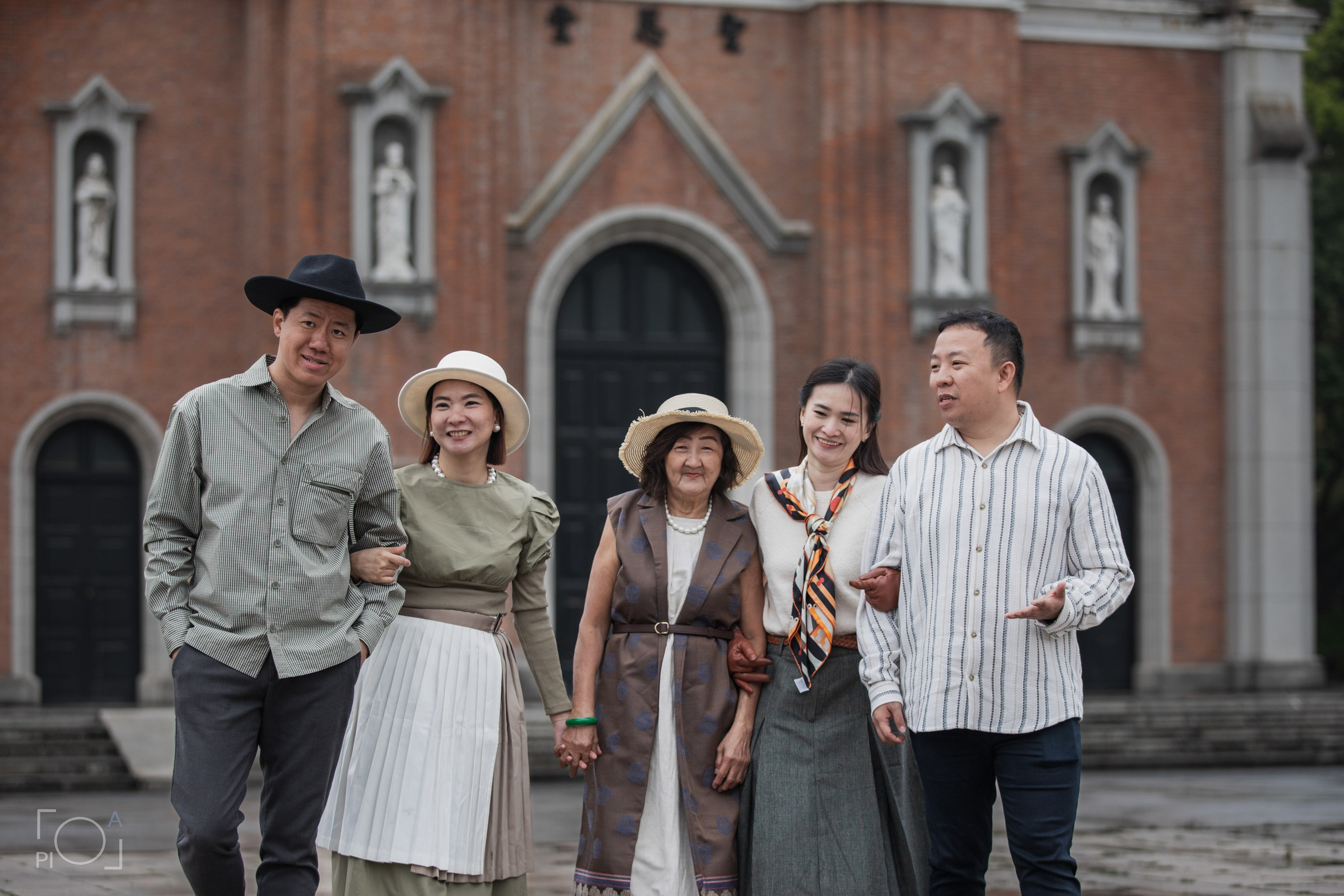 Best family photographer in Shanghai. 