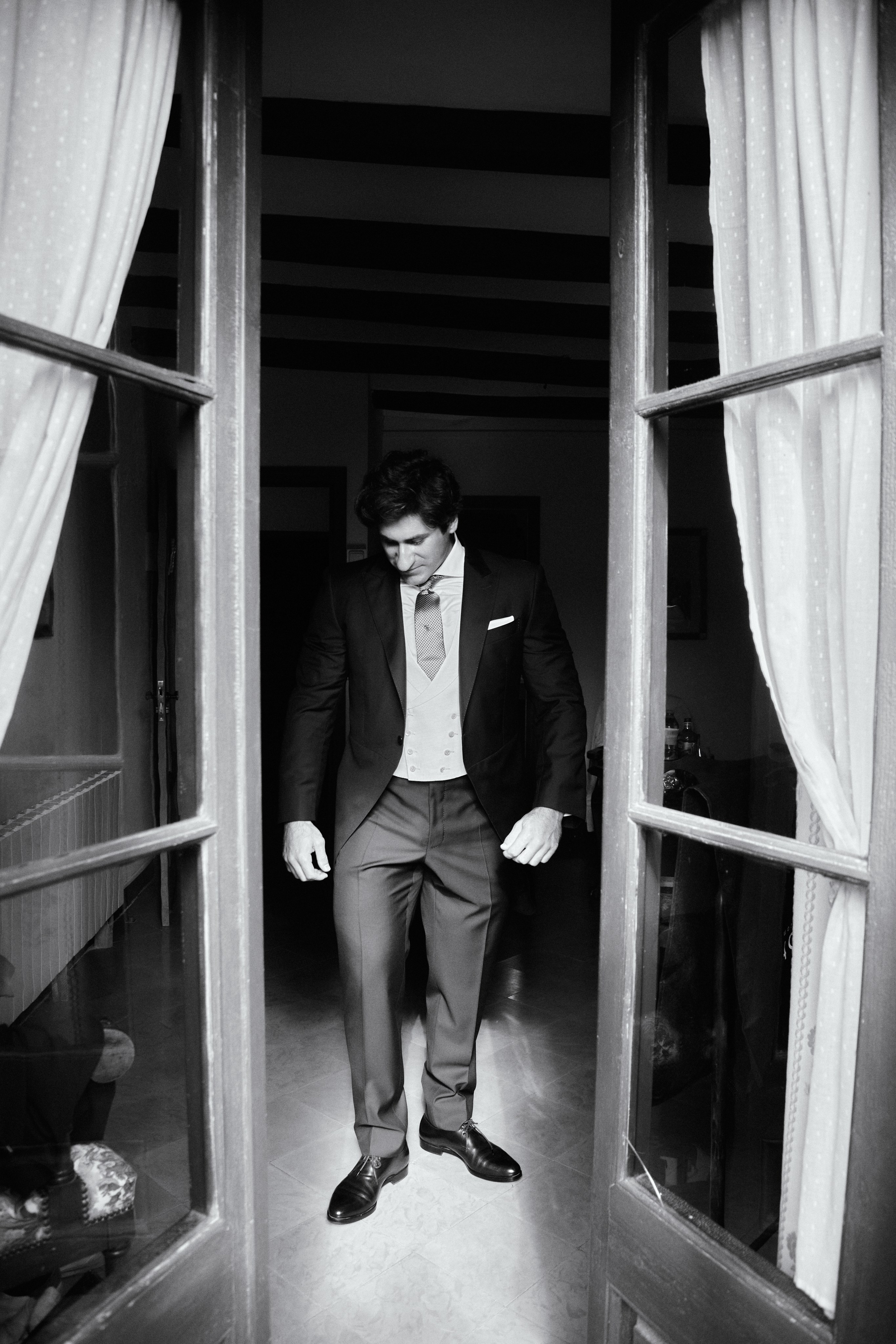 Wedding. Photographer in Paris