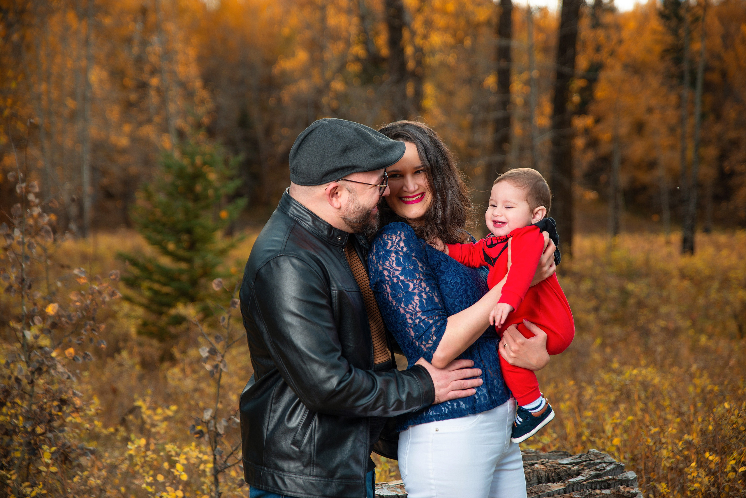 Leonardo’s Family. Carlos Lima Photography — Photographer in Calgary