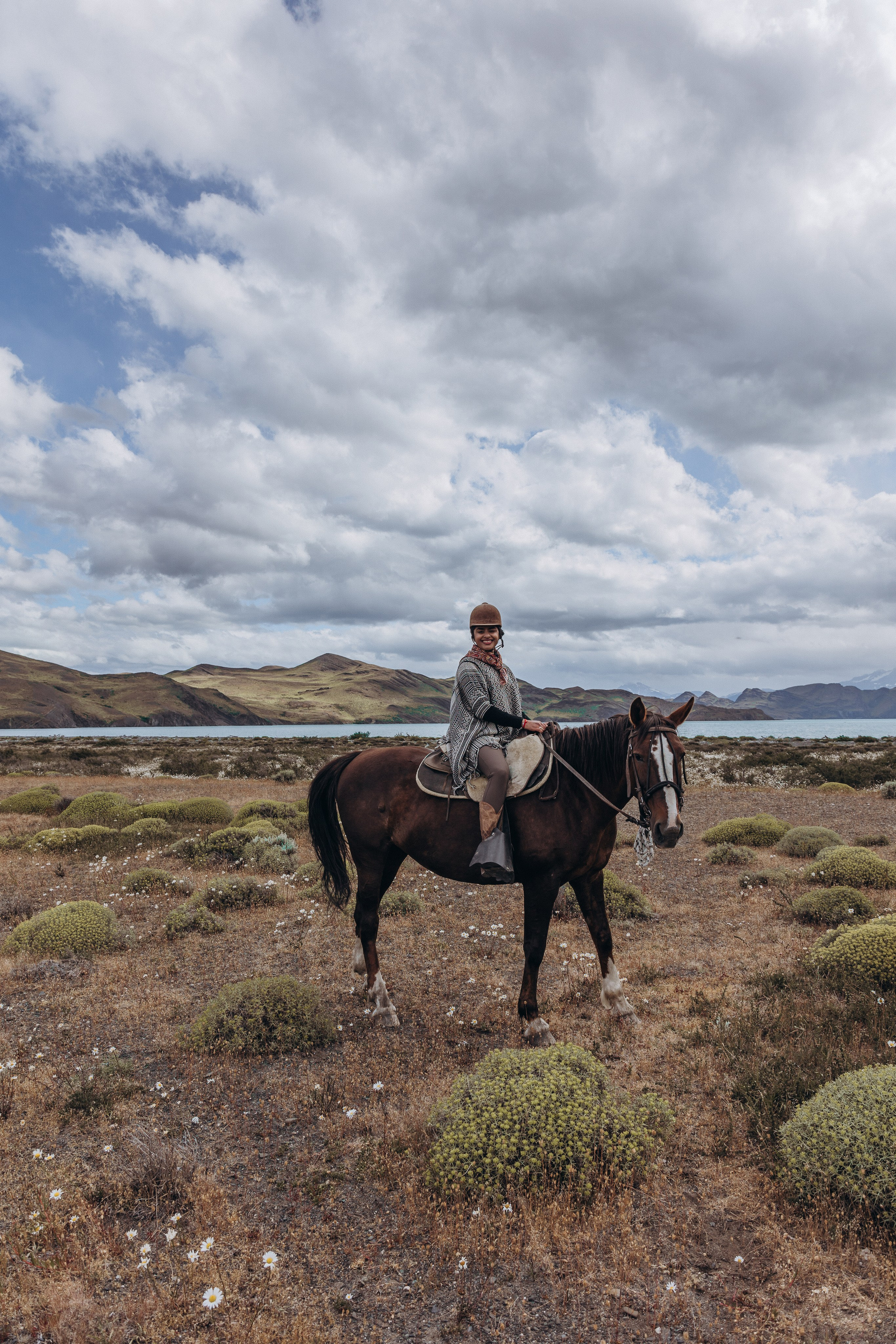 T+C. Elopement in Patagonia. Fotógrafa familiar Santiago y Chile Anna Almazova
