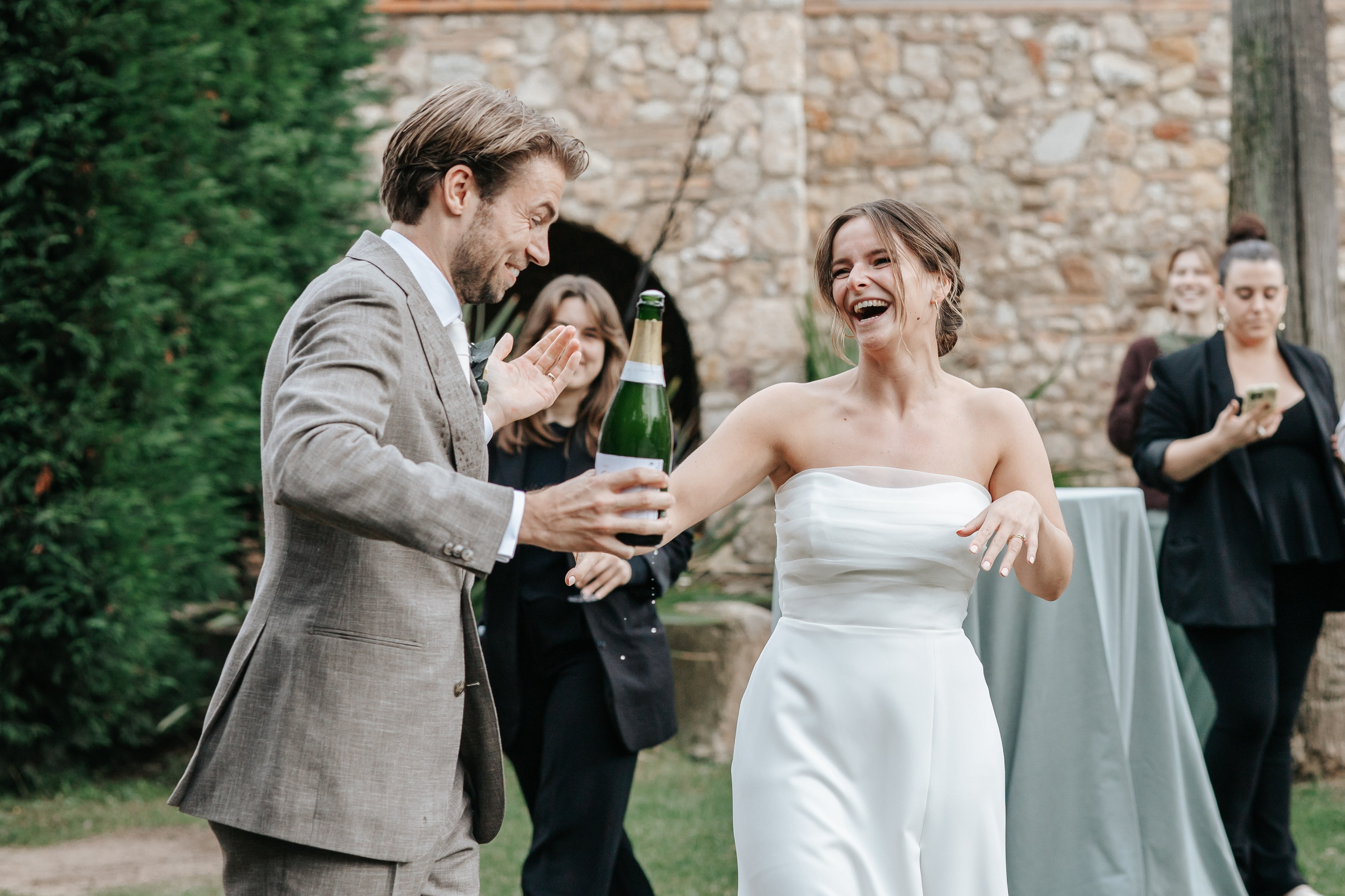 Mirthe+Julius, 08.11.2025, Finca Mas Battle. Fotógrafa de bodas en Cataluña