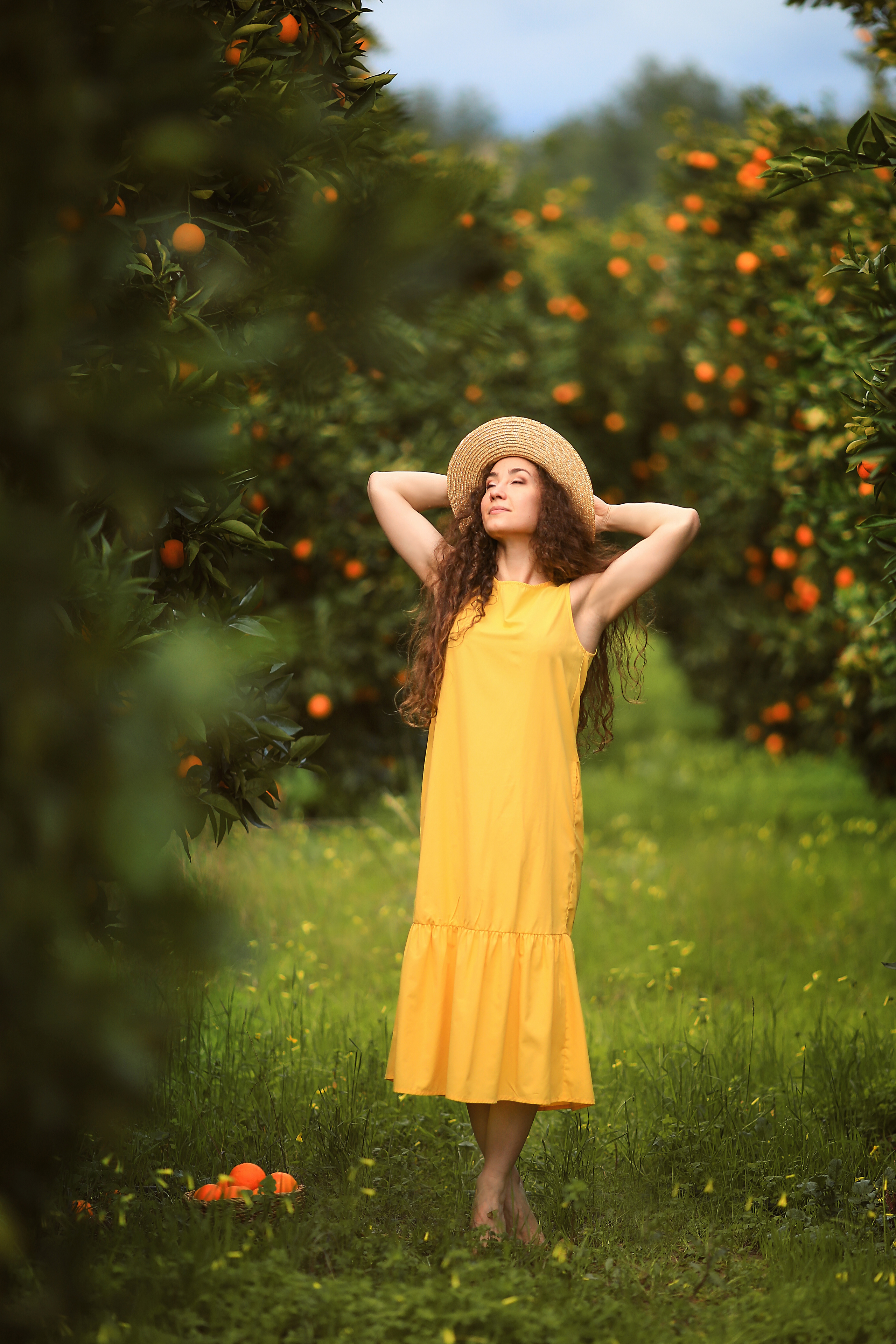 Photoshooting in orange garden. Photographer in Turkey, Antalya, Kemer, Belek, Side, Kas, Fethiye