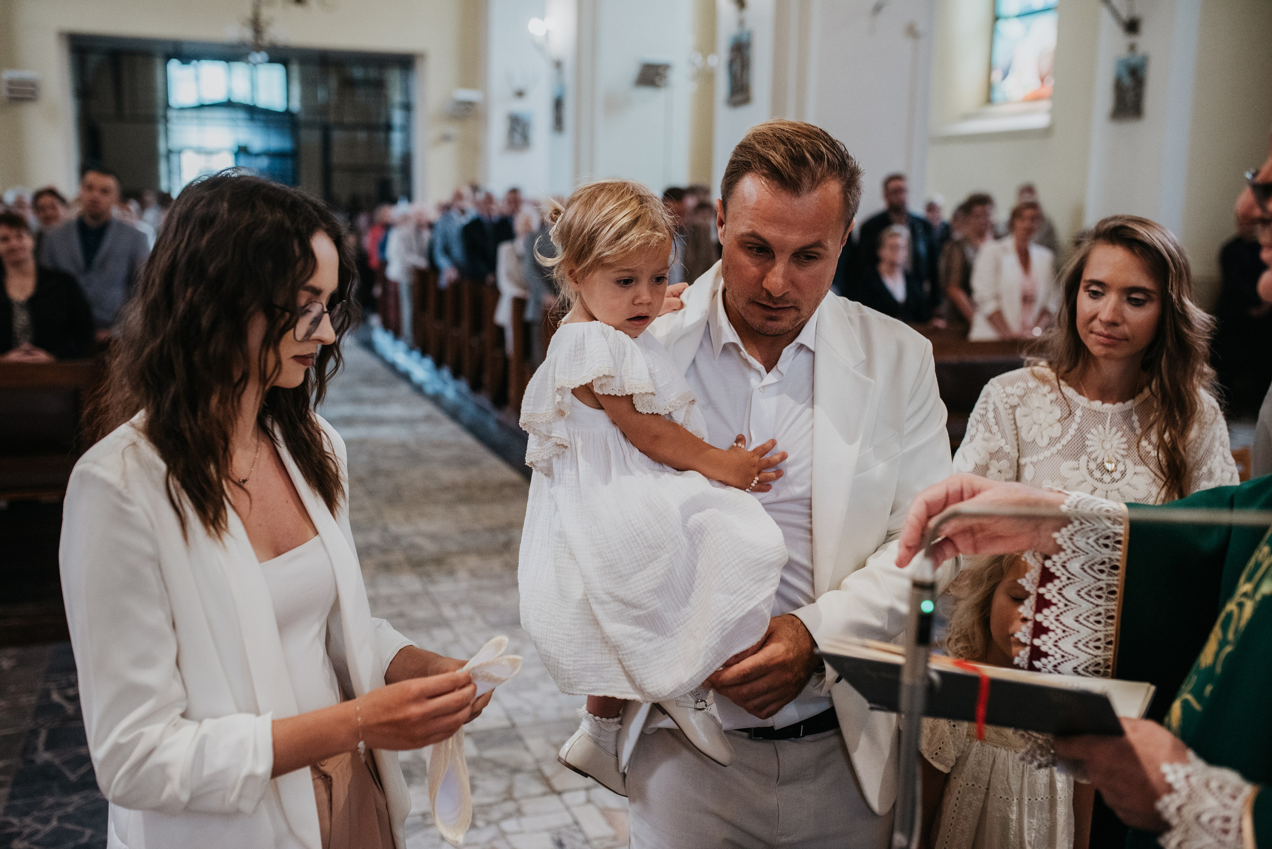Chrzest Święty Zuzi. Dominika Strachacka Fotografia | Fotograf ślubny i rodzinny Opole Lubelskie Lublin