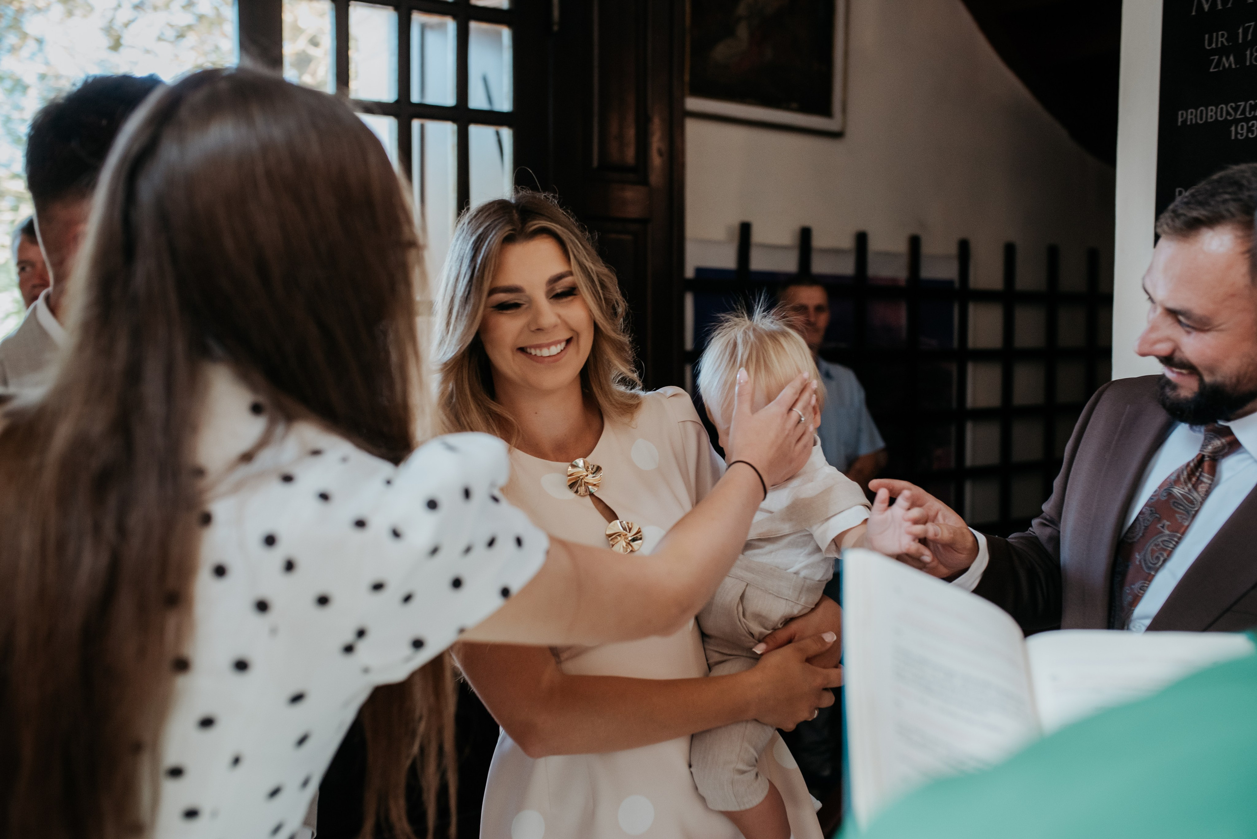 Chrzest Święty Ignasia. Dominika Strachacka Fotografia | Fotograf ślubny i rodzinny Opole Lubelskie Lublin