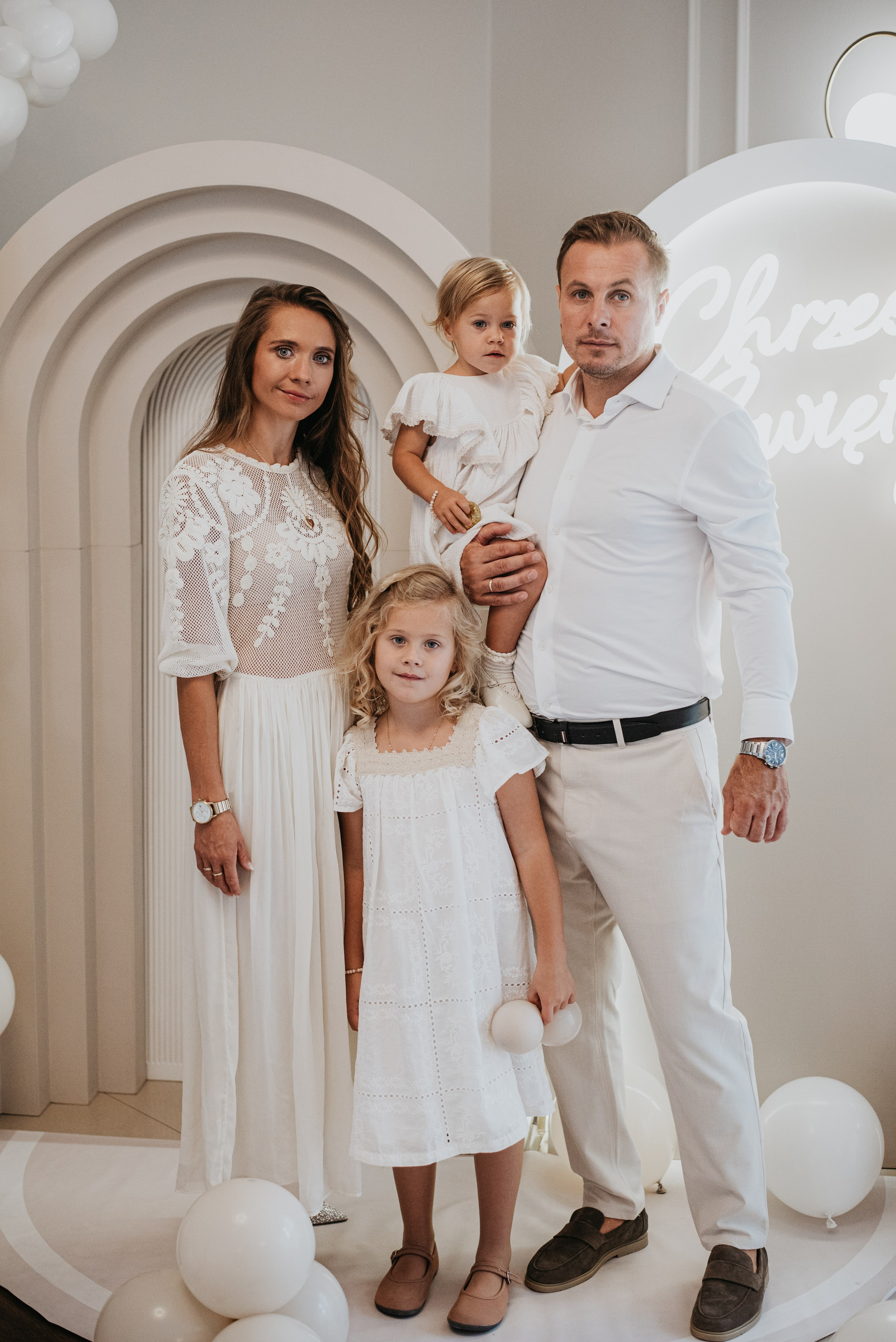 Chrzest Święty Zuzi. Dominika Strachacka Fotografia | Fotograf ślubny i rodzinny Opole Lubelskie Lublin