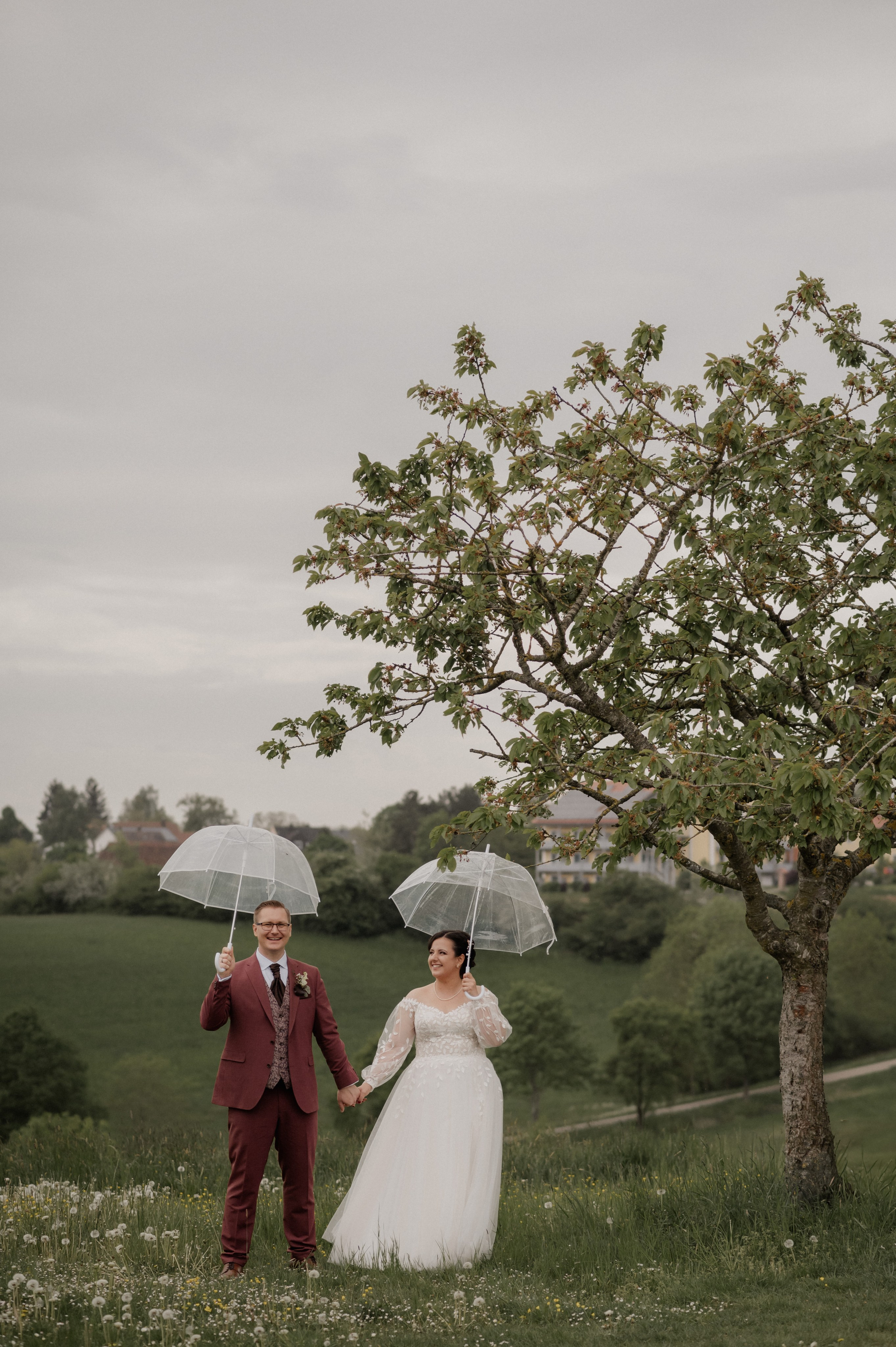 REGENHOCHZEIT IN HERRIEDEN. Фотограф в Нюрнберге Ирина Менерт из Ансбаха