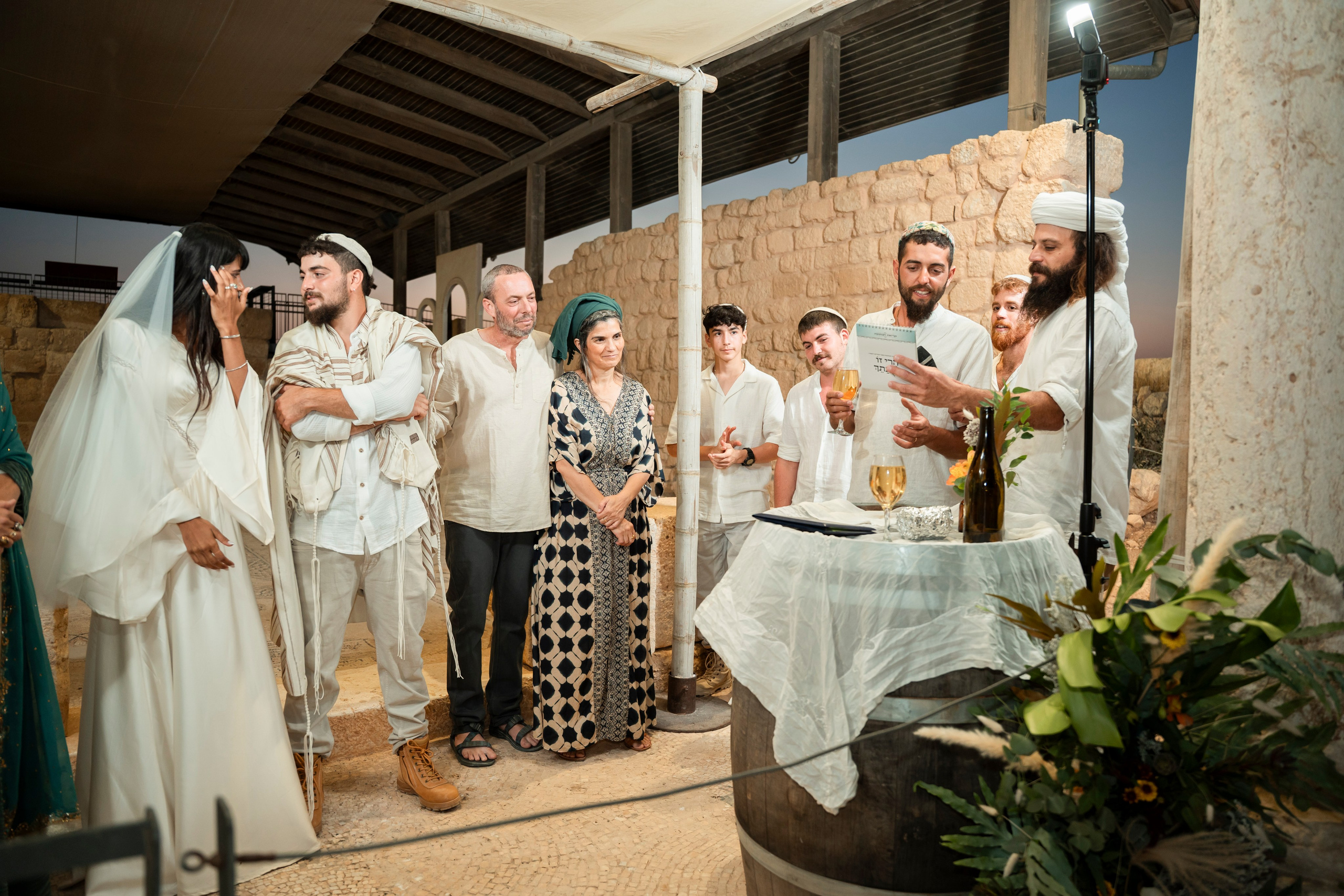 עדן ושלהבת. יוסף מזרחי צילום חתונה, ברית וזוגיות. צלם מקצועי שאוהב להוציא אתכם הכי יפים ברגעים הכי מרגשים