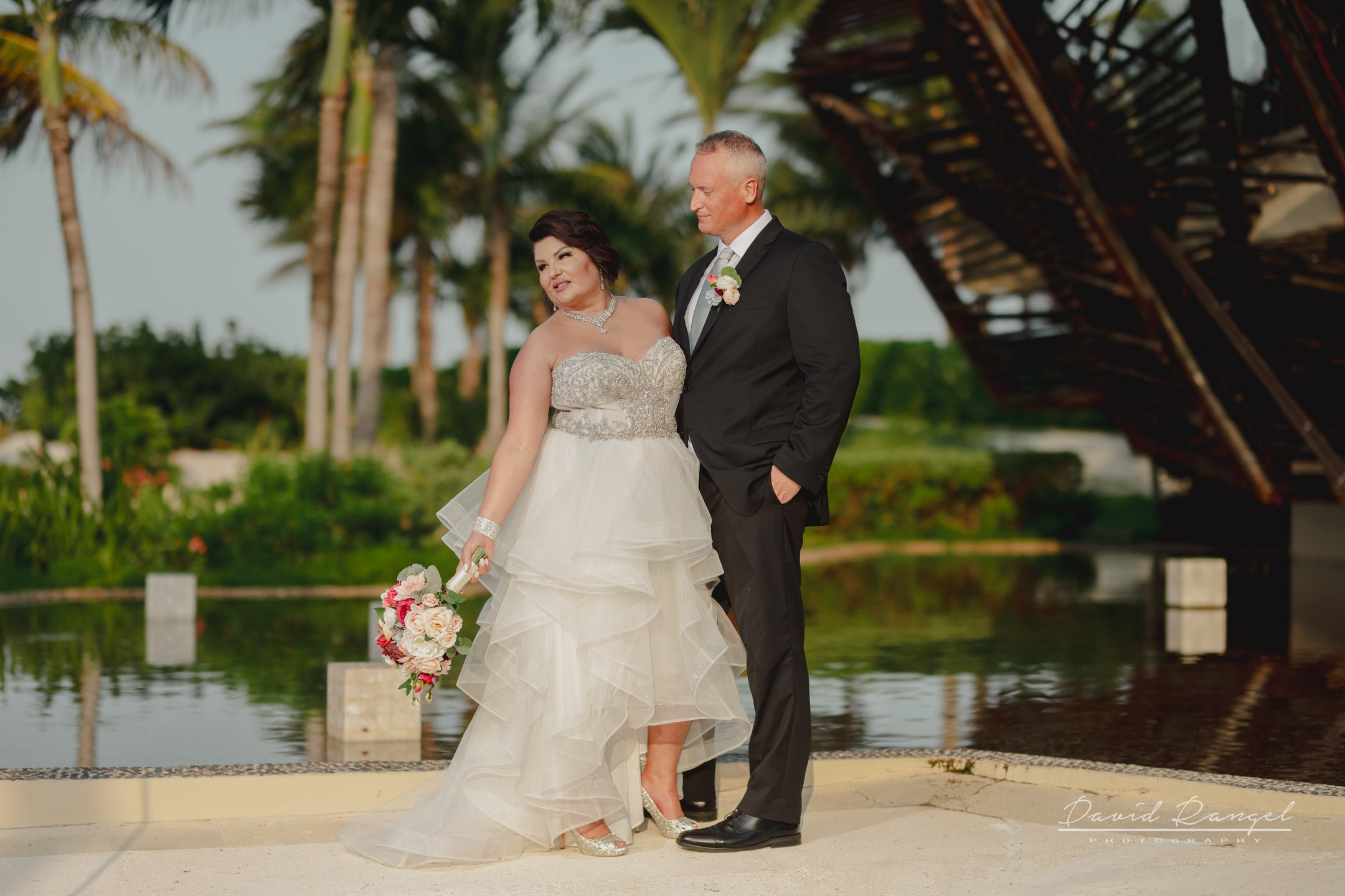 Heather and Benjamin on their destination wedding at Royalton Riviera Cancun. Destination wedding photographer based in Cancun and Riviera Maya with service worldwide