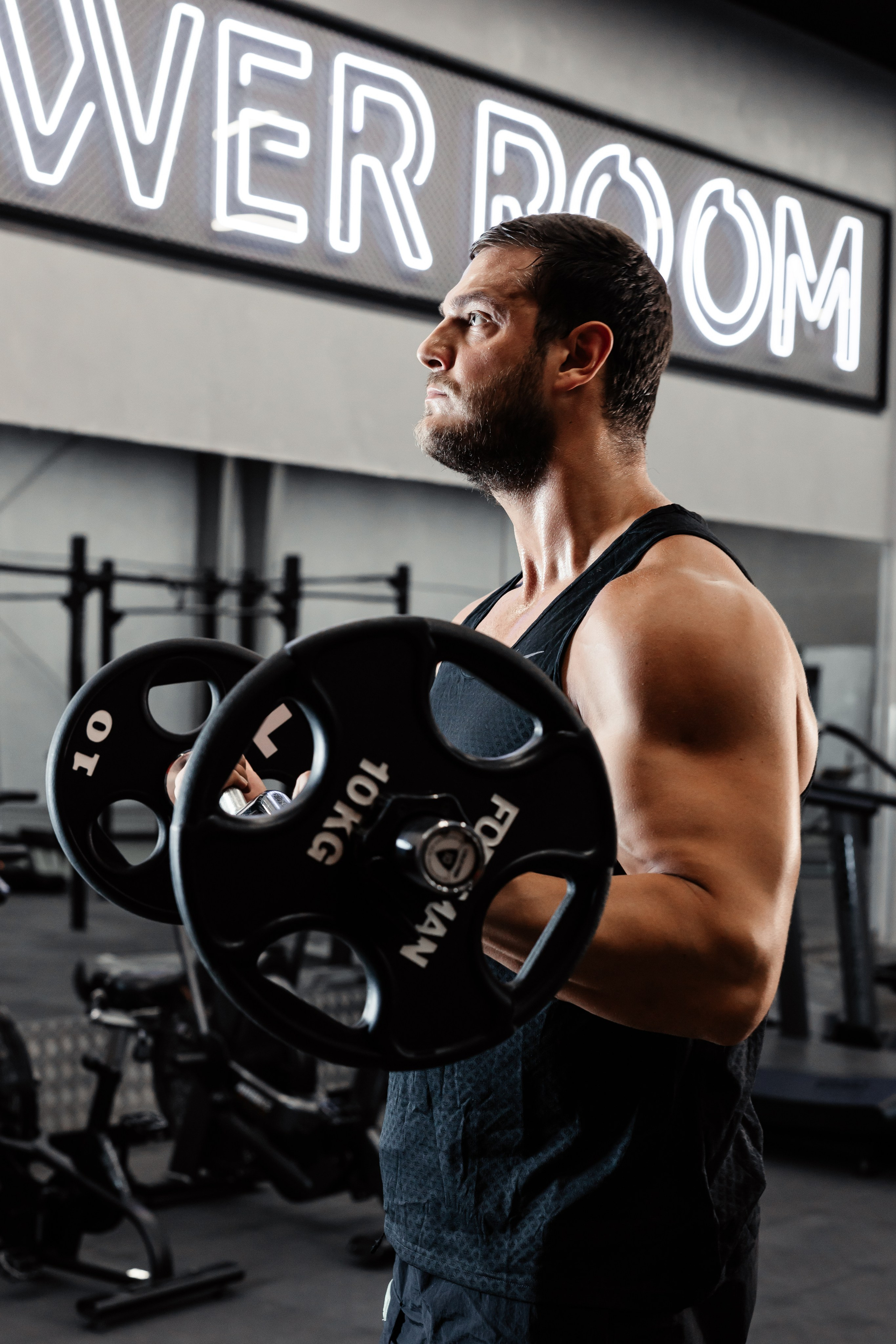 Personal trainer. Photographer Anna Curly | Weddings and Events in Dubai