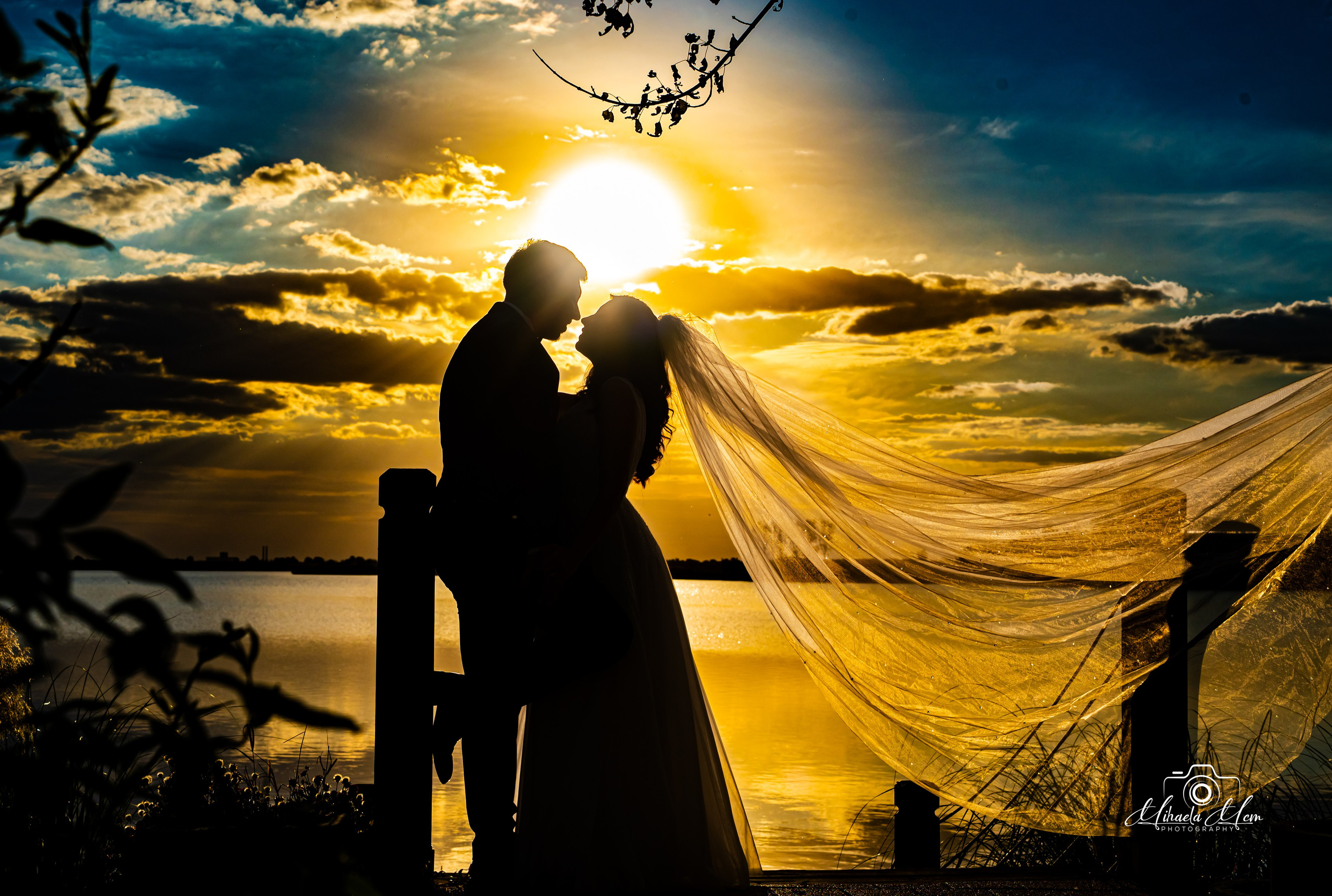 Trash the dress. MCM Happy Studio – Fotograf și Videograf Nuntă