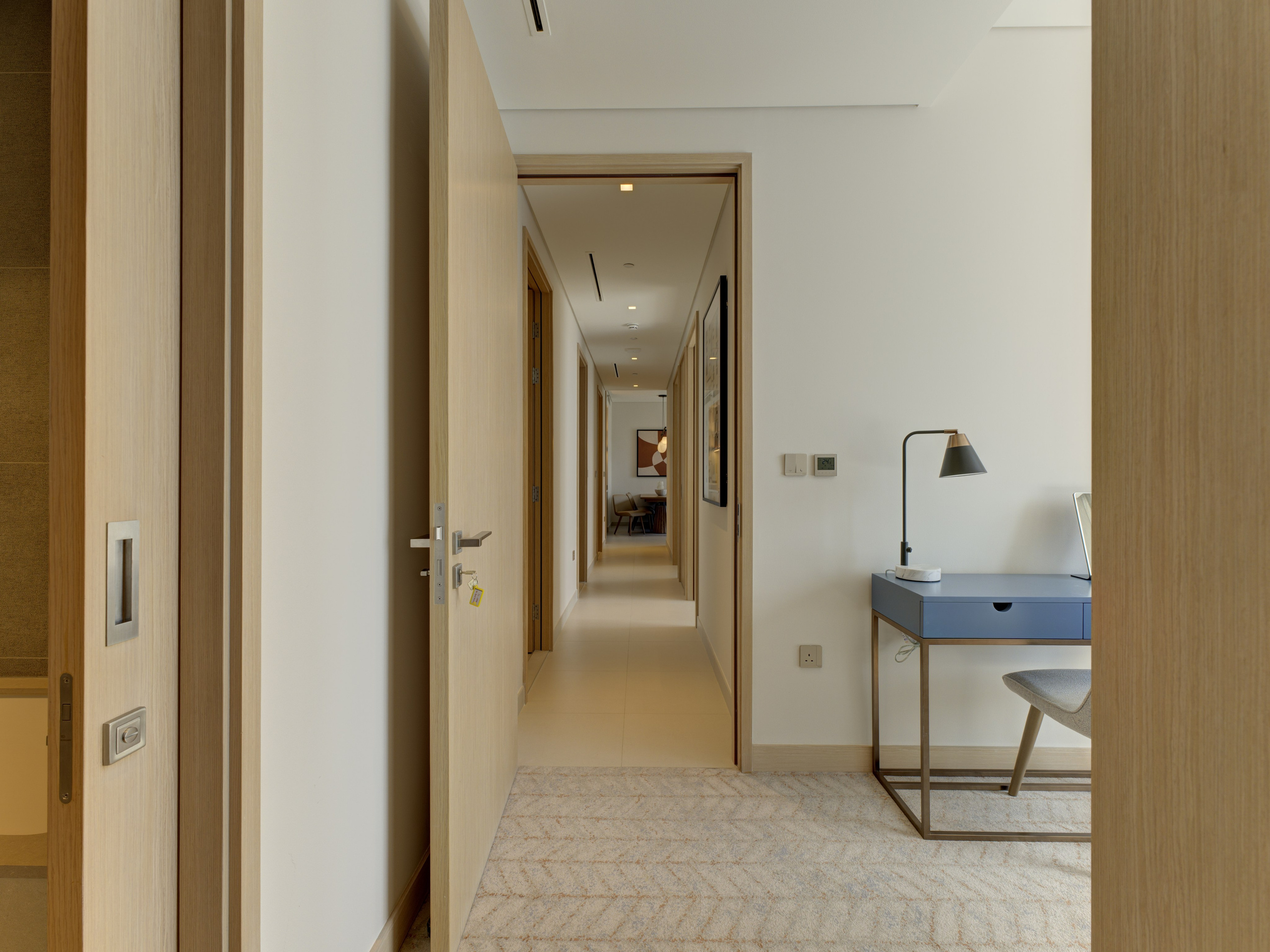 Vida Dubai Mall. Zakhar Leshkov Photo