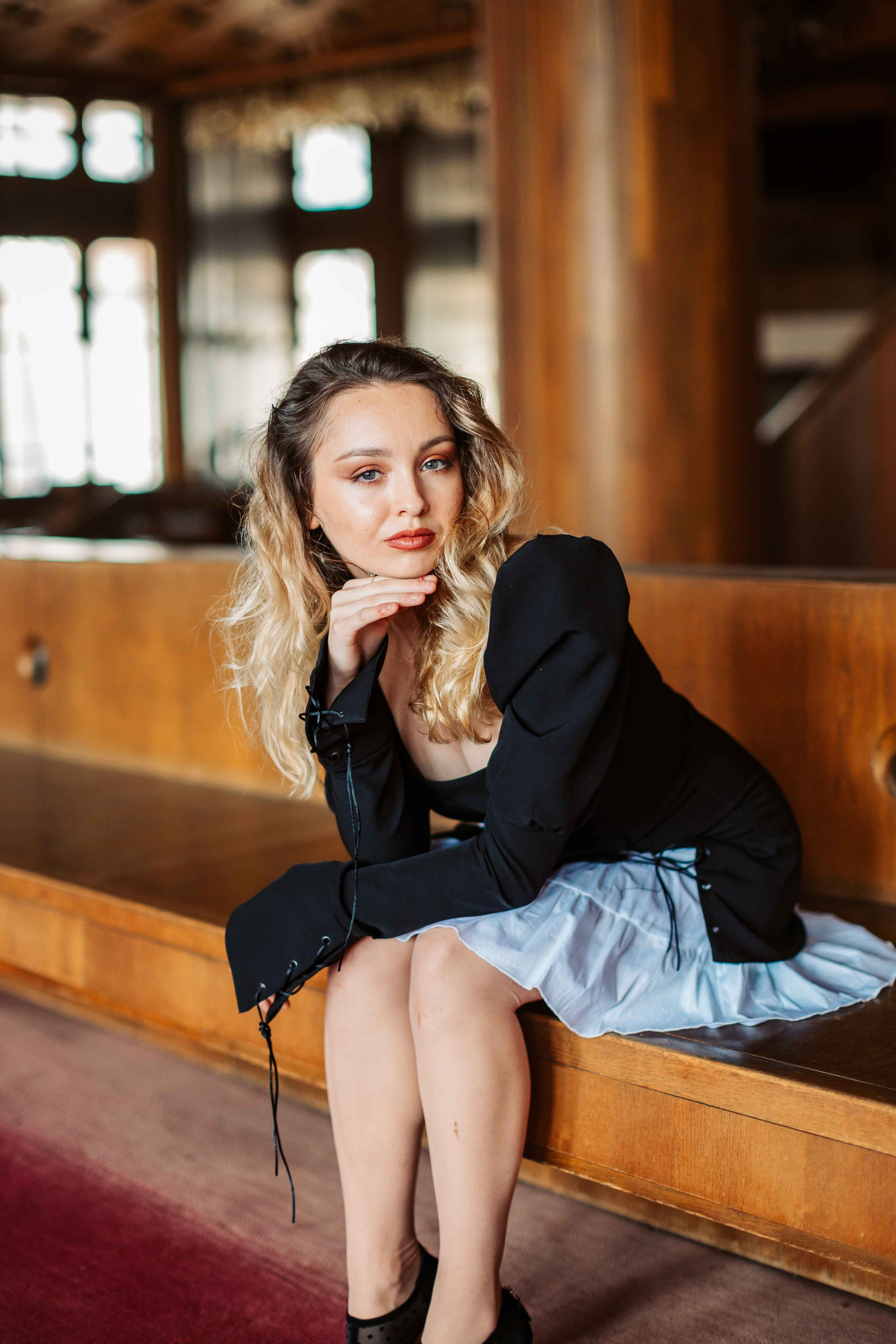 12C — Unirea. Contrast Studio