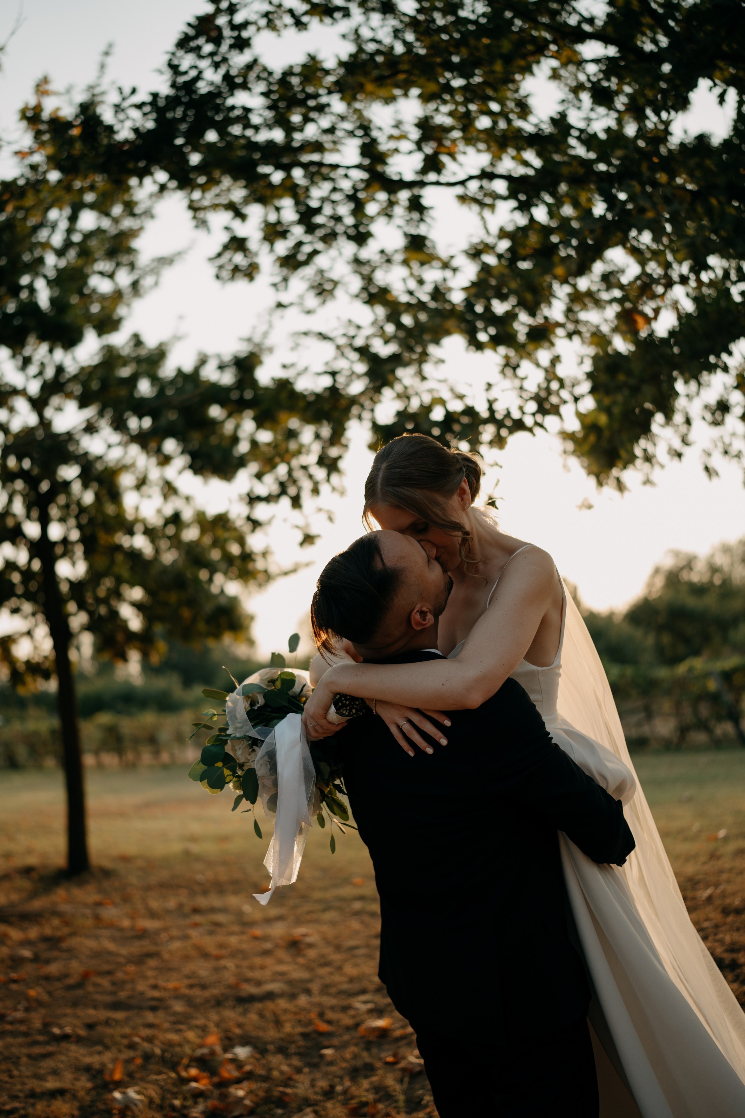 Vivi + Gábor. Csilla visuals