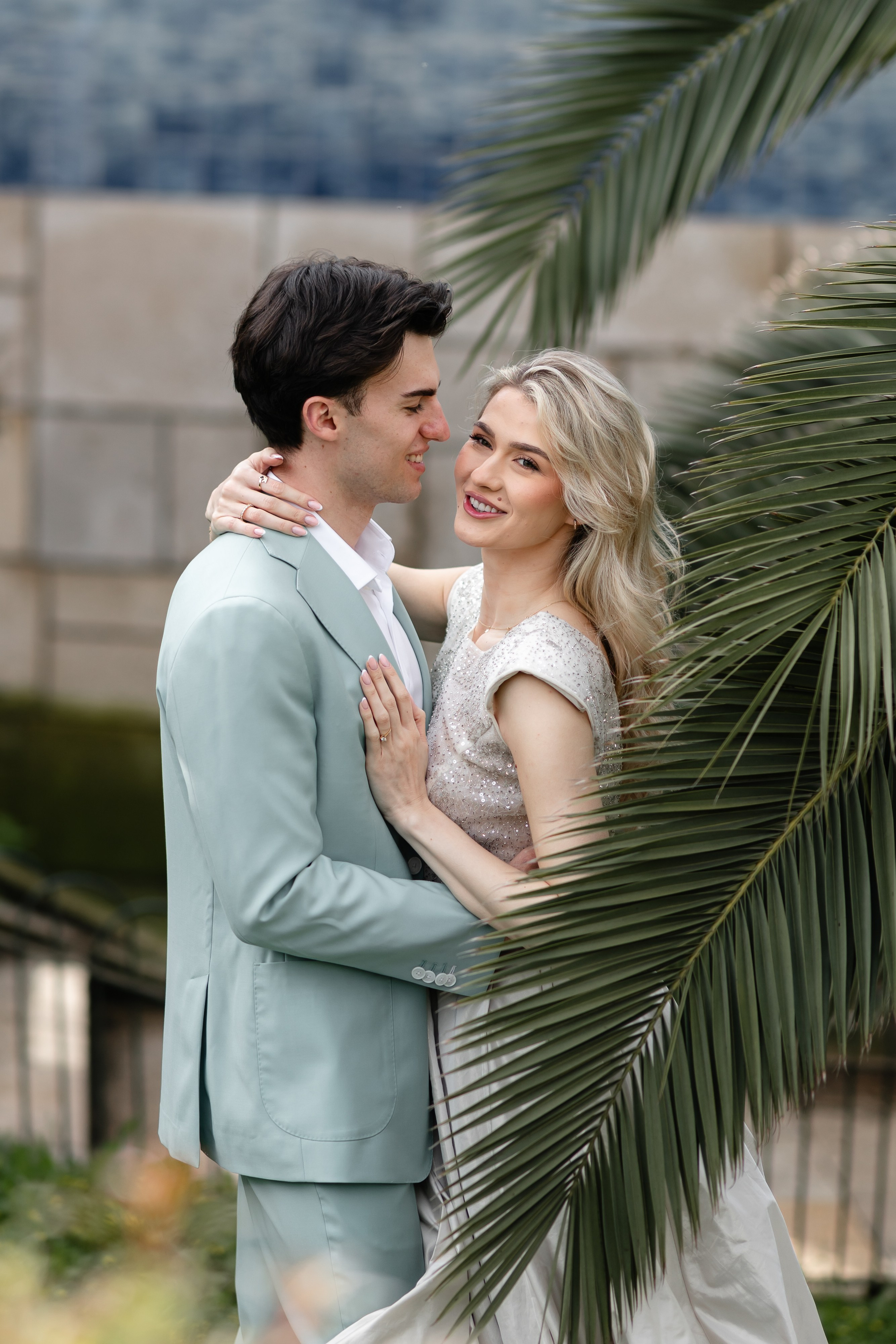 Vivien & Razvan. Main