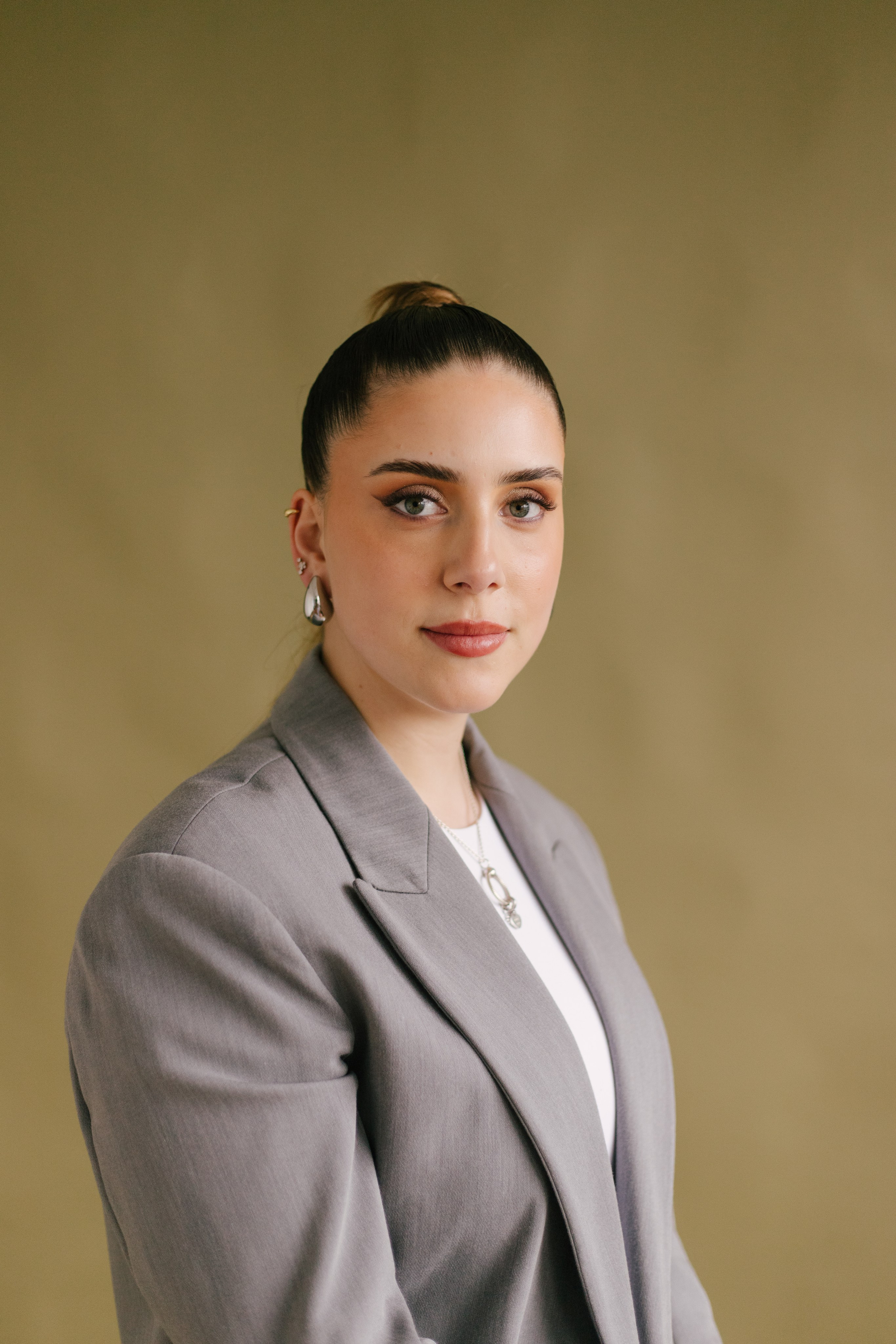 Adriana Silvestre. Davi Valente