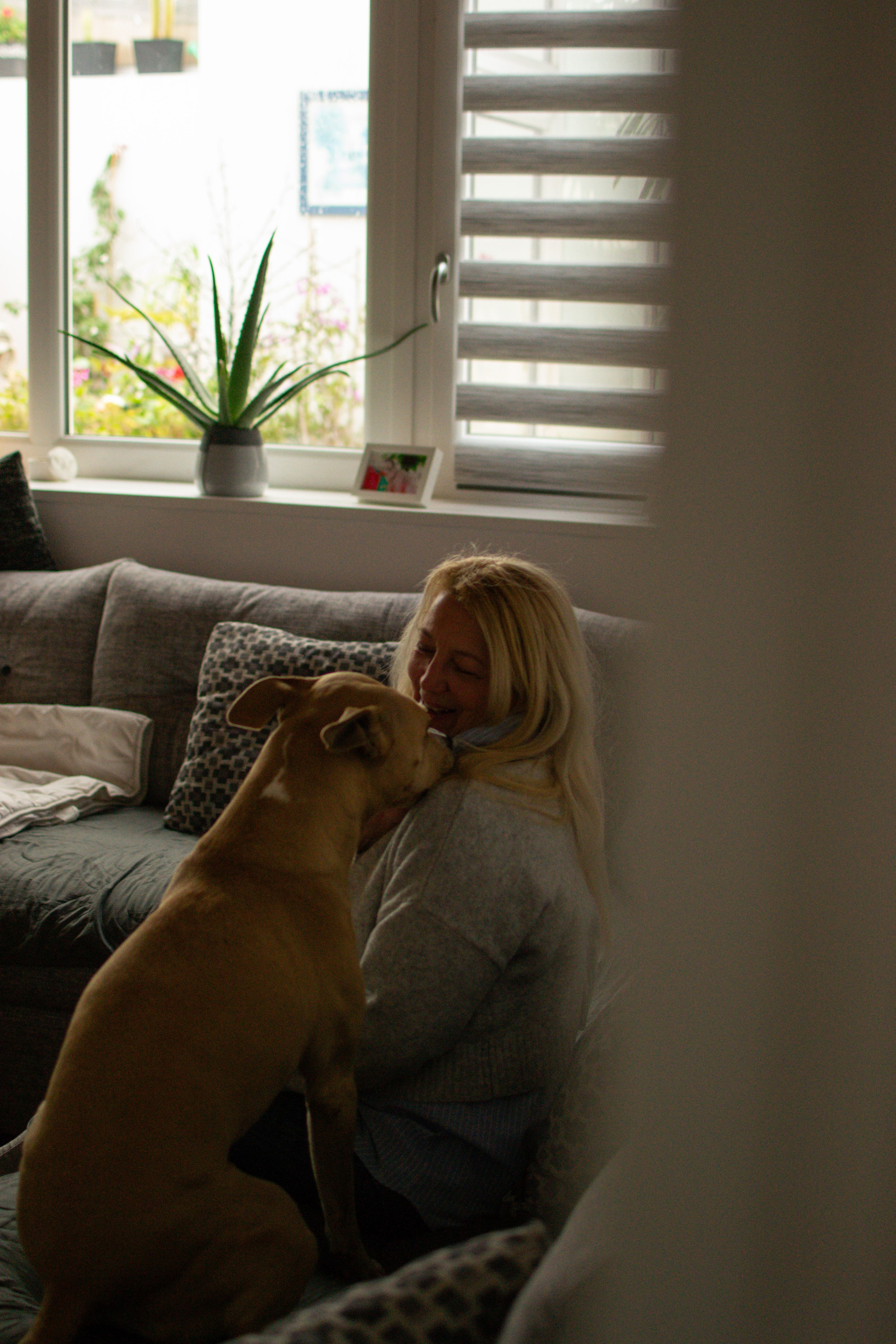 Elise et Leyka. Photographe animalier à Paris Anna Pereira