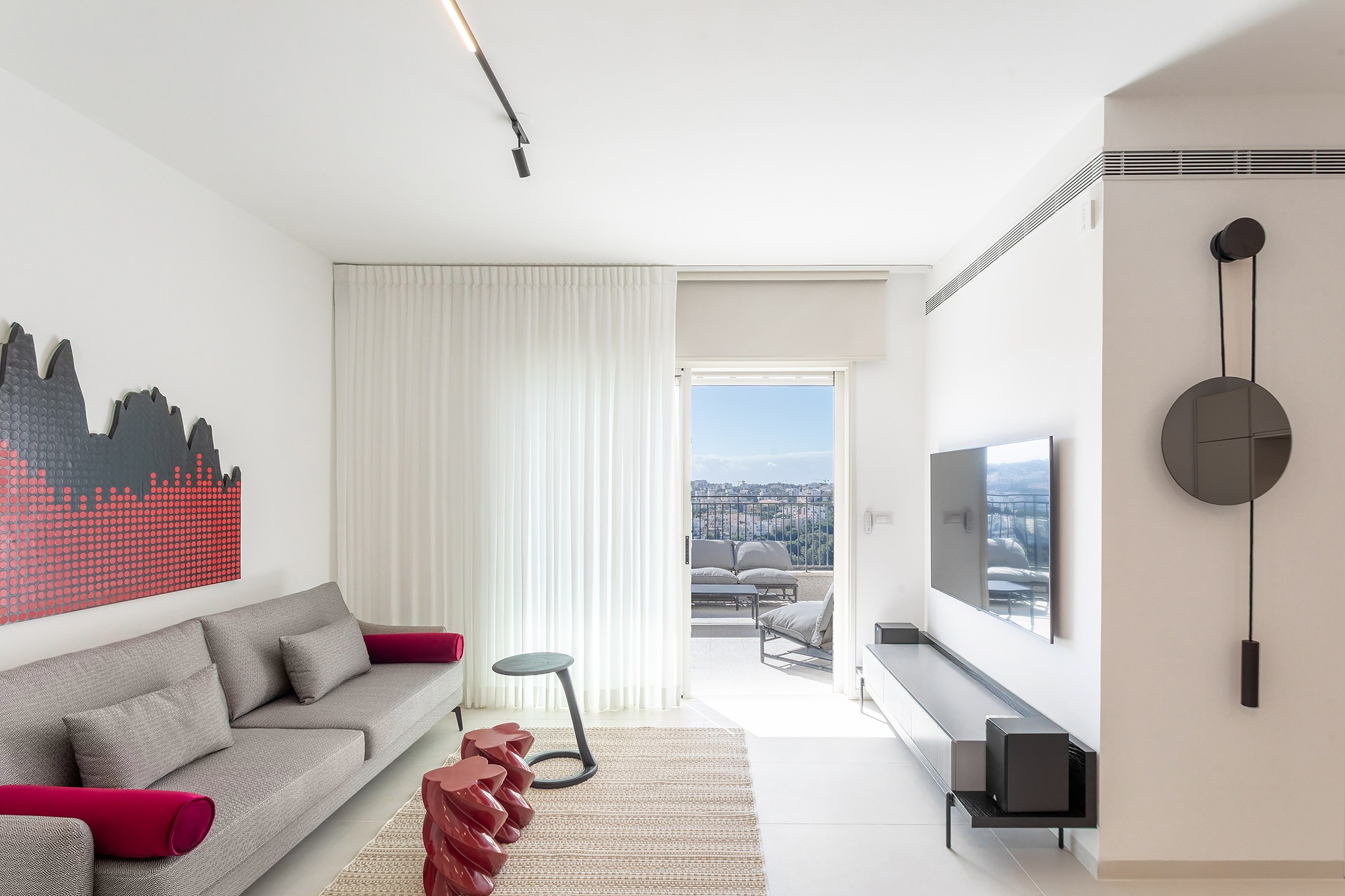 Photographer of property interiors in Israel for Booking and Airbnb