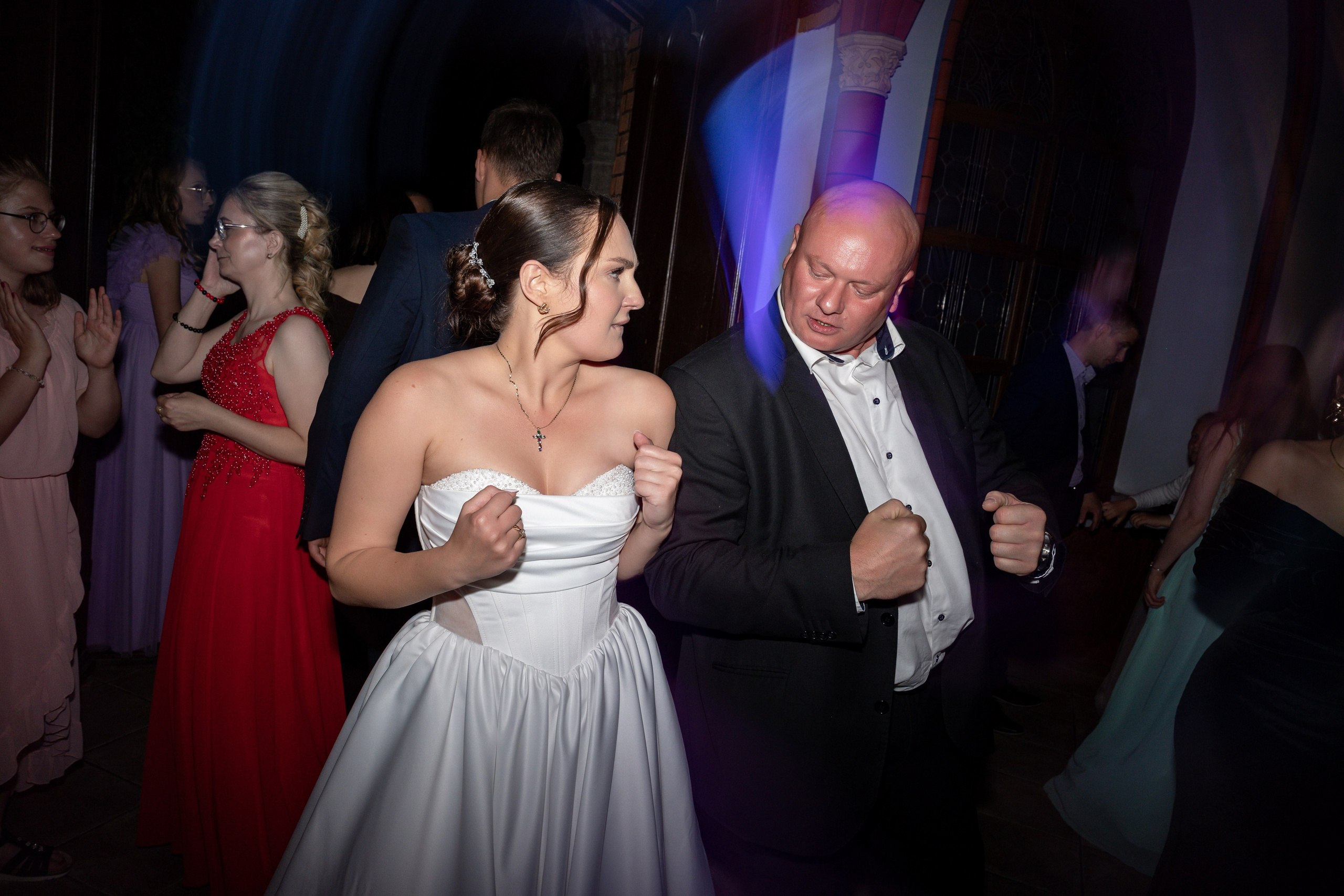 E&N: Zamek w Rzucewie. SL Wedding Photo — Editorial, Elegant & Timeless Wedding Photography in Poland and Across Europe