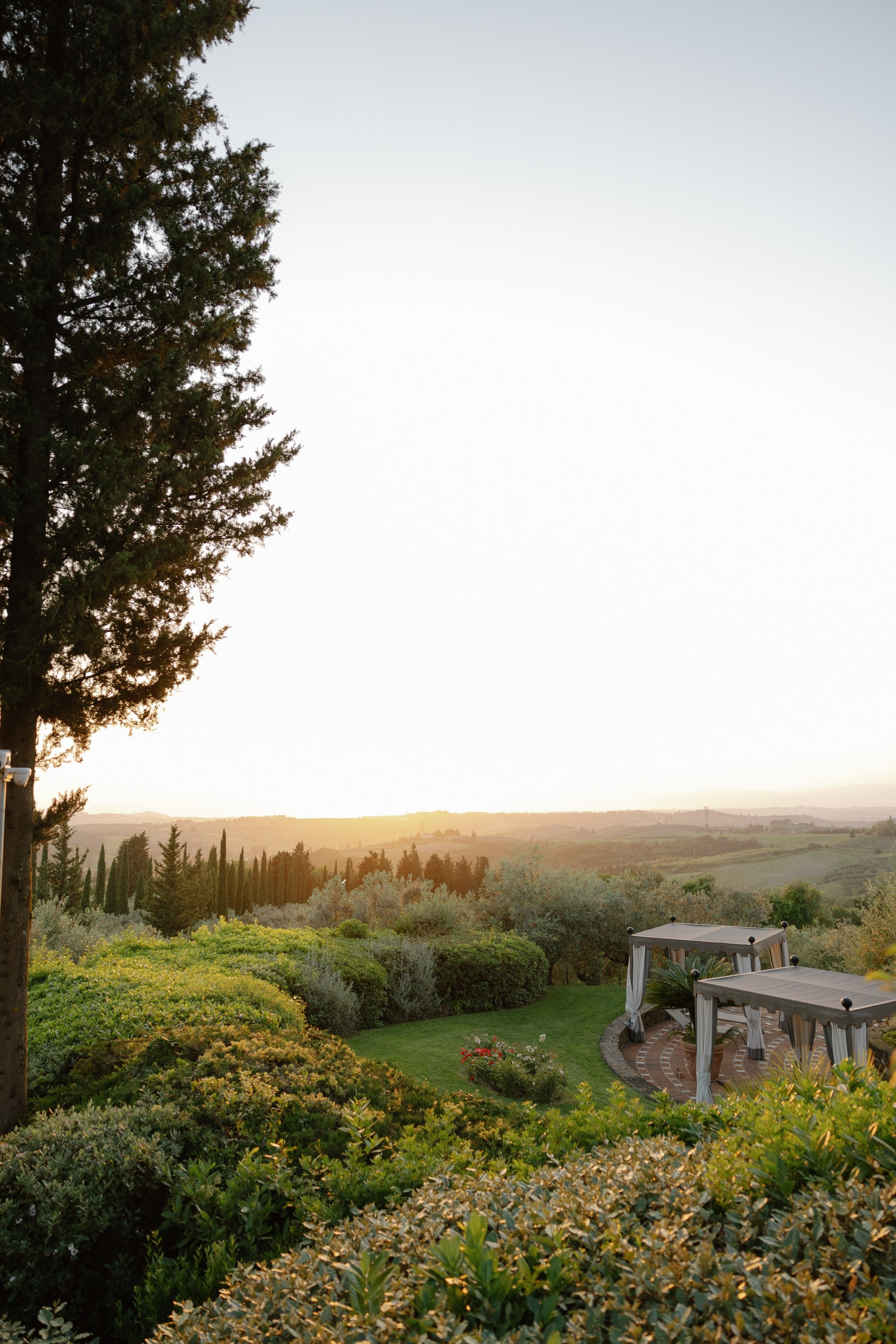 Andrew 🤍 Tilly in Tuscany. Fotografa Rimini