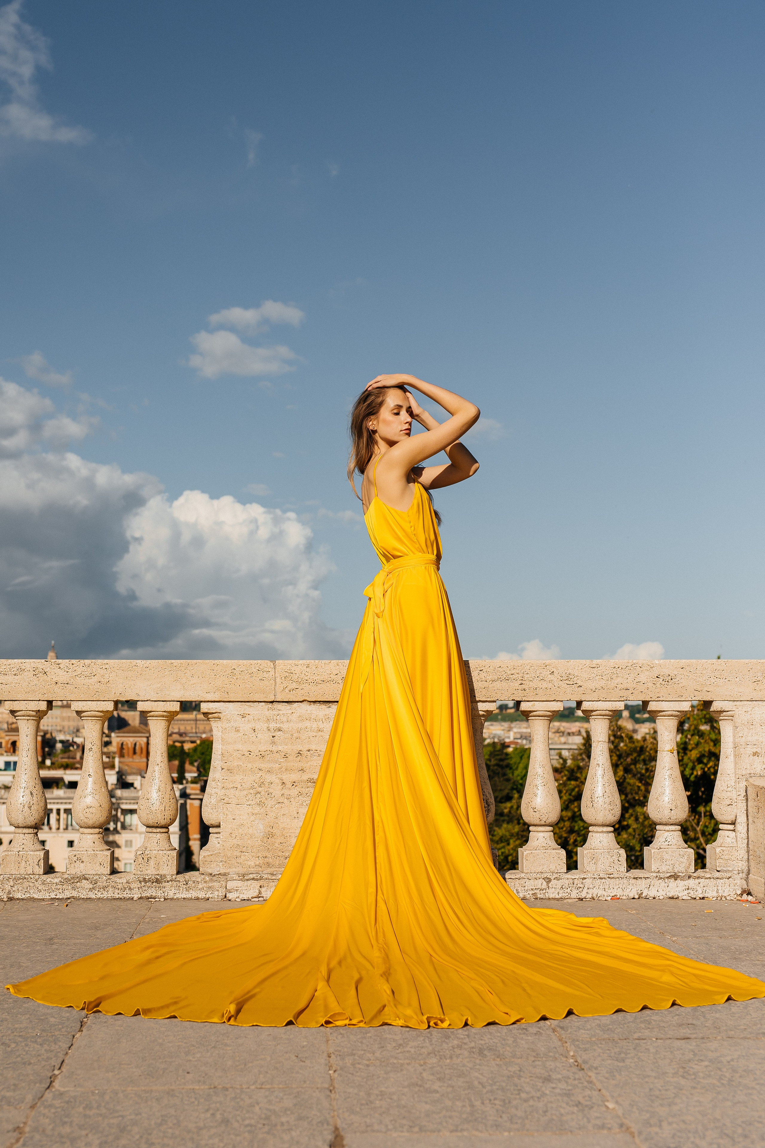 All roads lead to Rome. Irum.foto