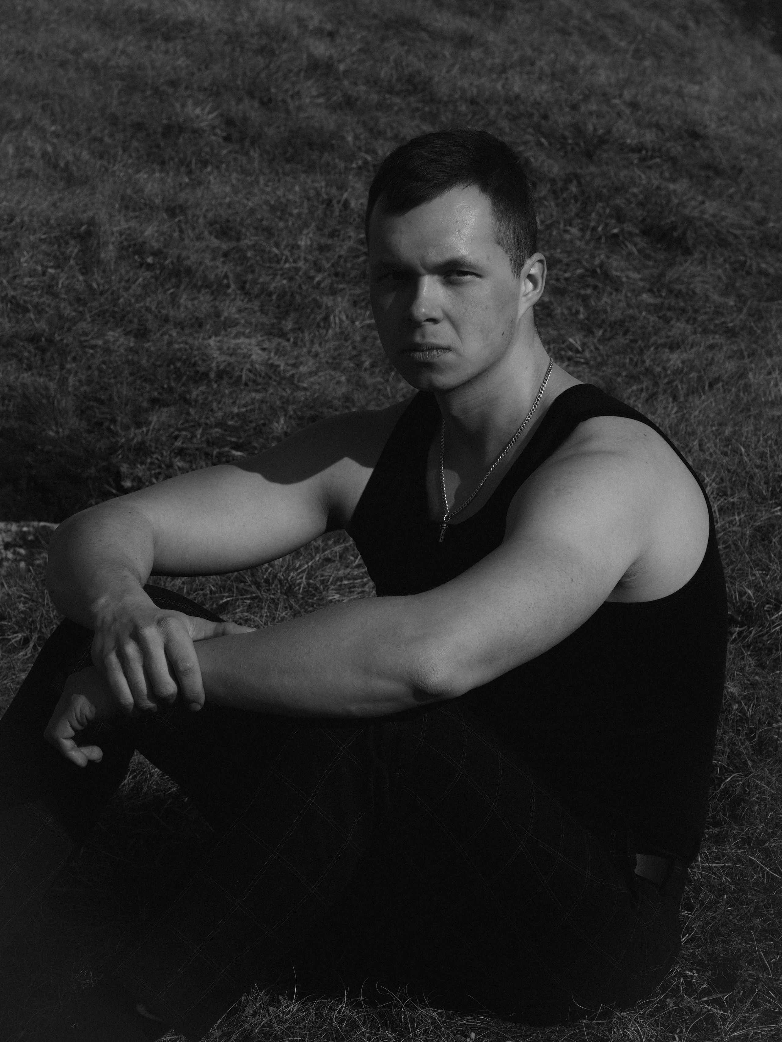 Aleksander. Meeste ja naiste fotograaf Tallinnas Anna Sipari