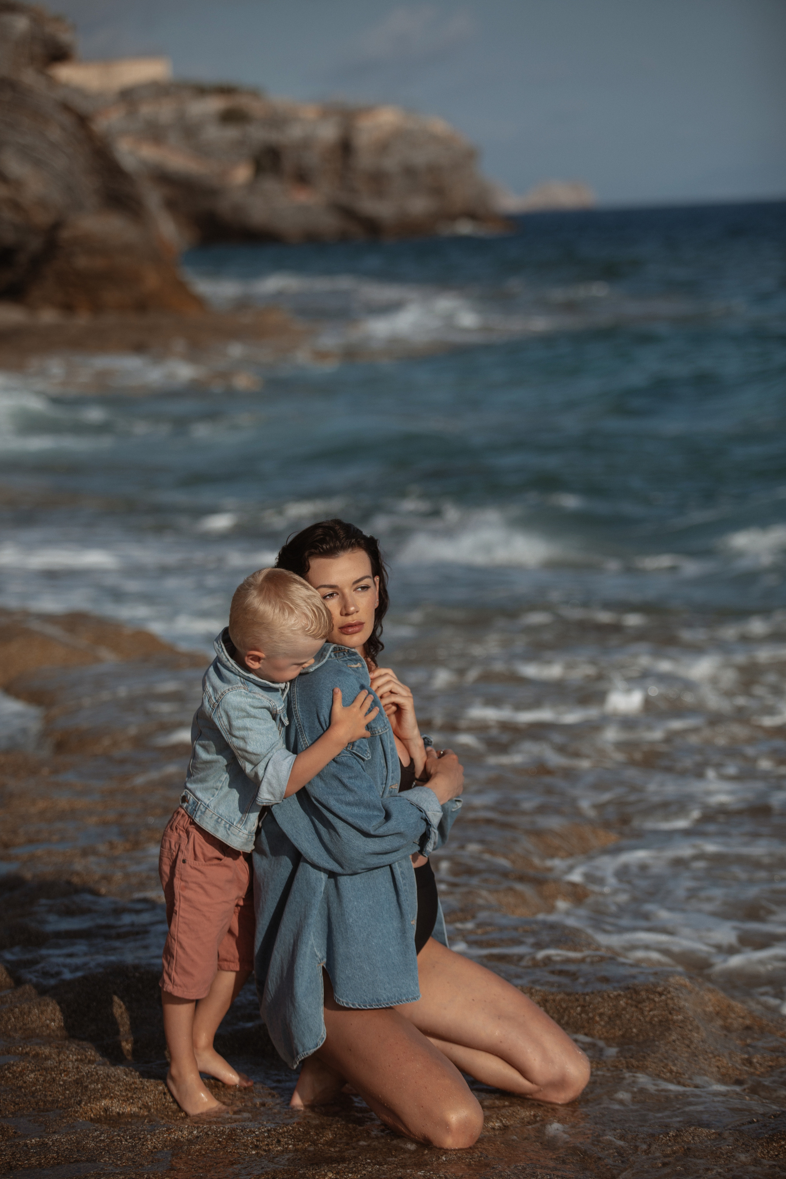 Улаш (Alanya) Пляжная фотосессия мамы с сыном. Фотограф в Турции | Алания, Сиде, Белек, Анталия, Кемер)