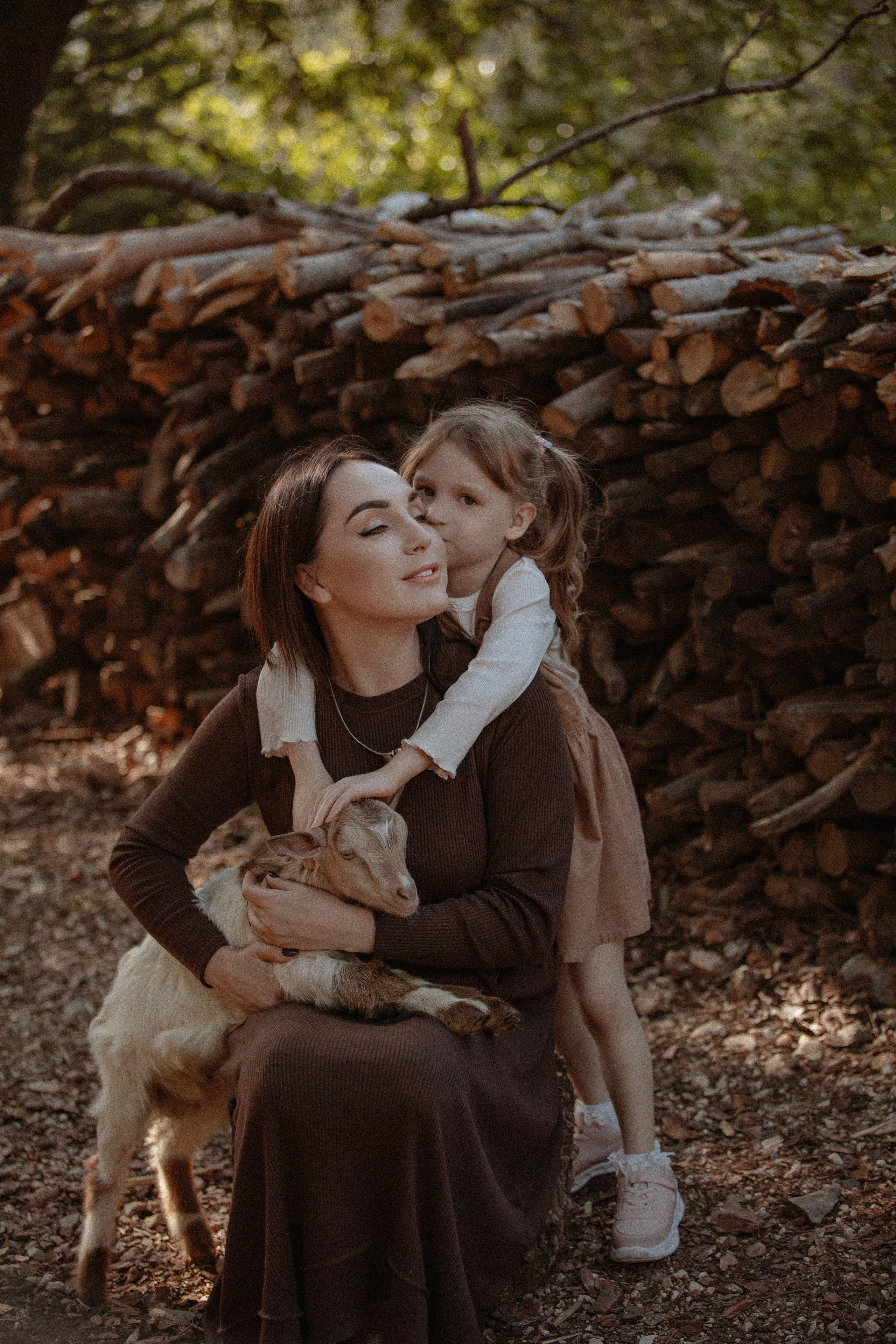 Семейная фотосессия с козлятами. Фотограф в Турции | Алания, Сиде, Белек, Анталия, Кемер)