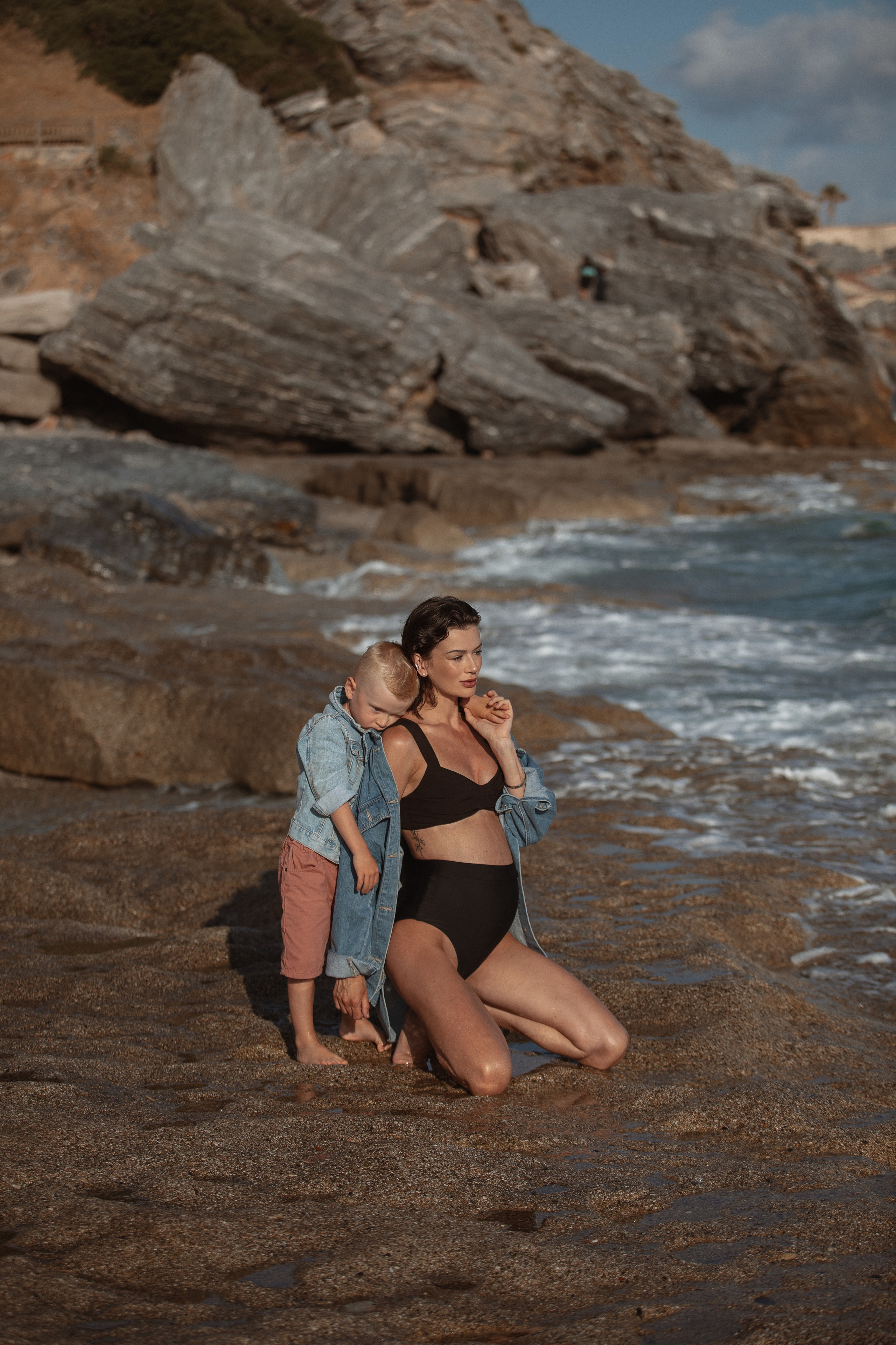 Улаш (Alanya) Пляжная фотосессия мамы с сыном. Фотограф в Турции | Алания, Сиде, Белек, Анталия, Кемер)