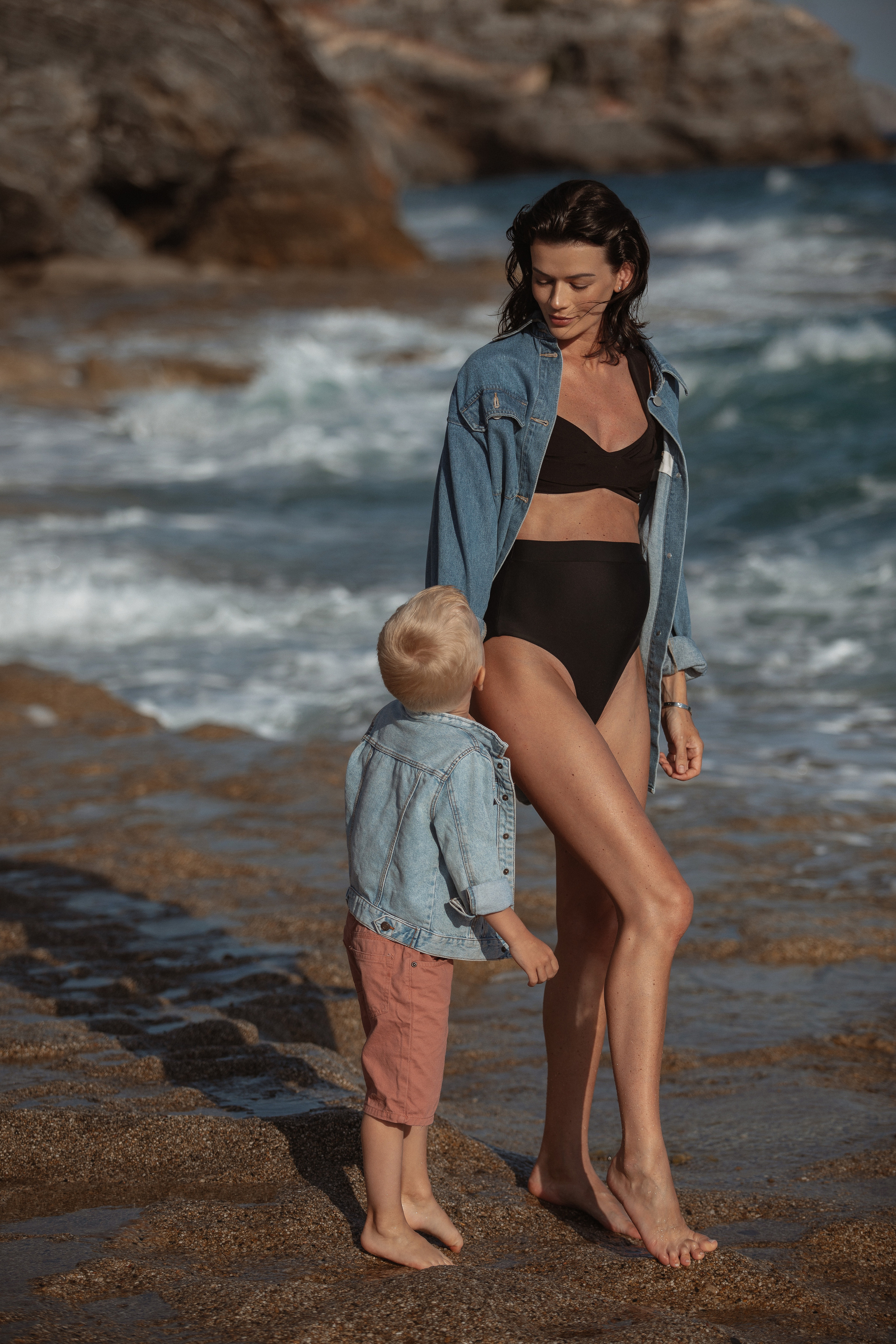 Улаш (Alanya) Пляжная фотосессия мамы с сыном. Фотограф в Турции | Алания, Сиде, Белек, Анталия, Кемер)