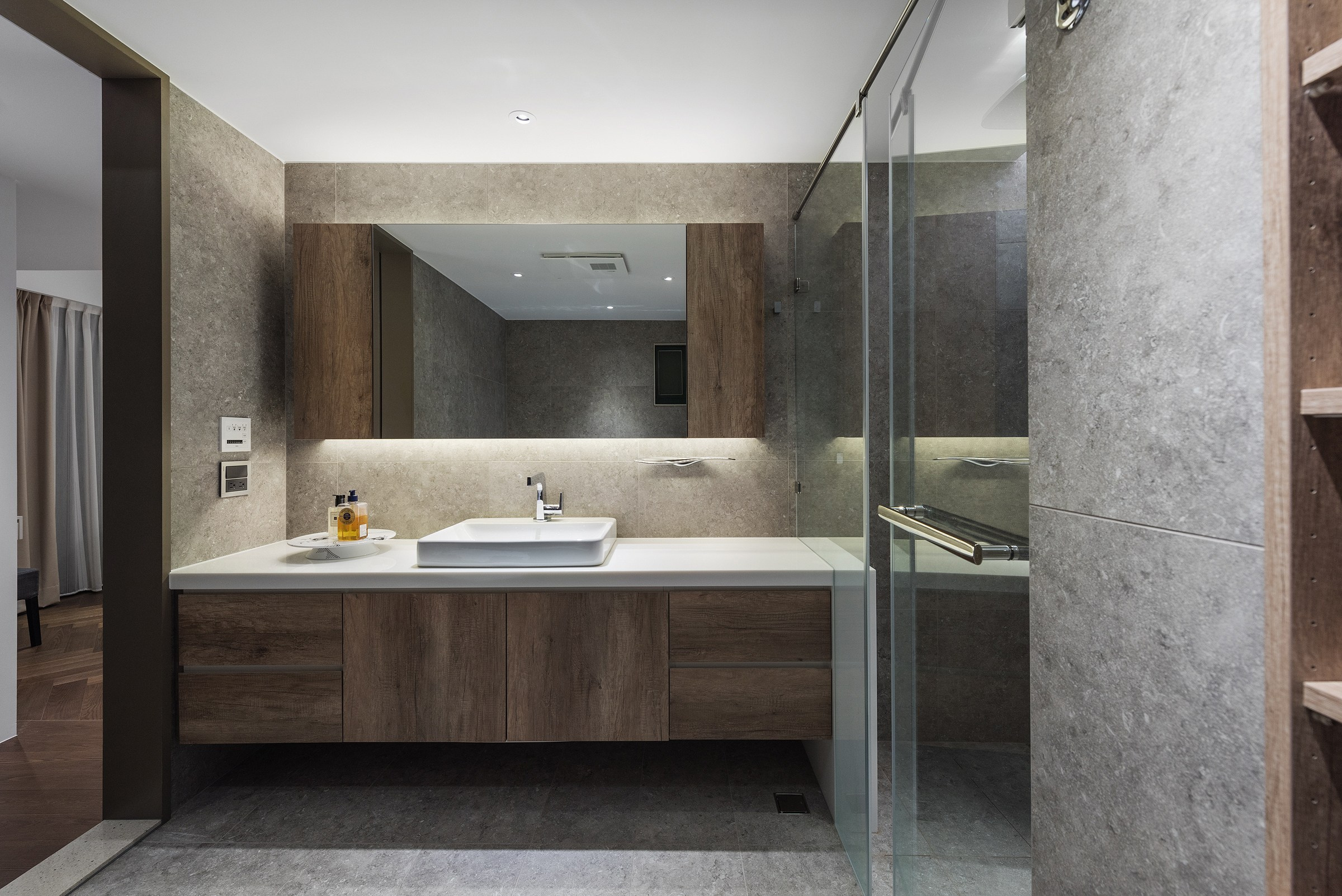 Apartment Yu. IHID studio