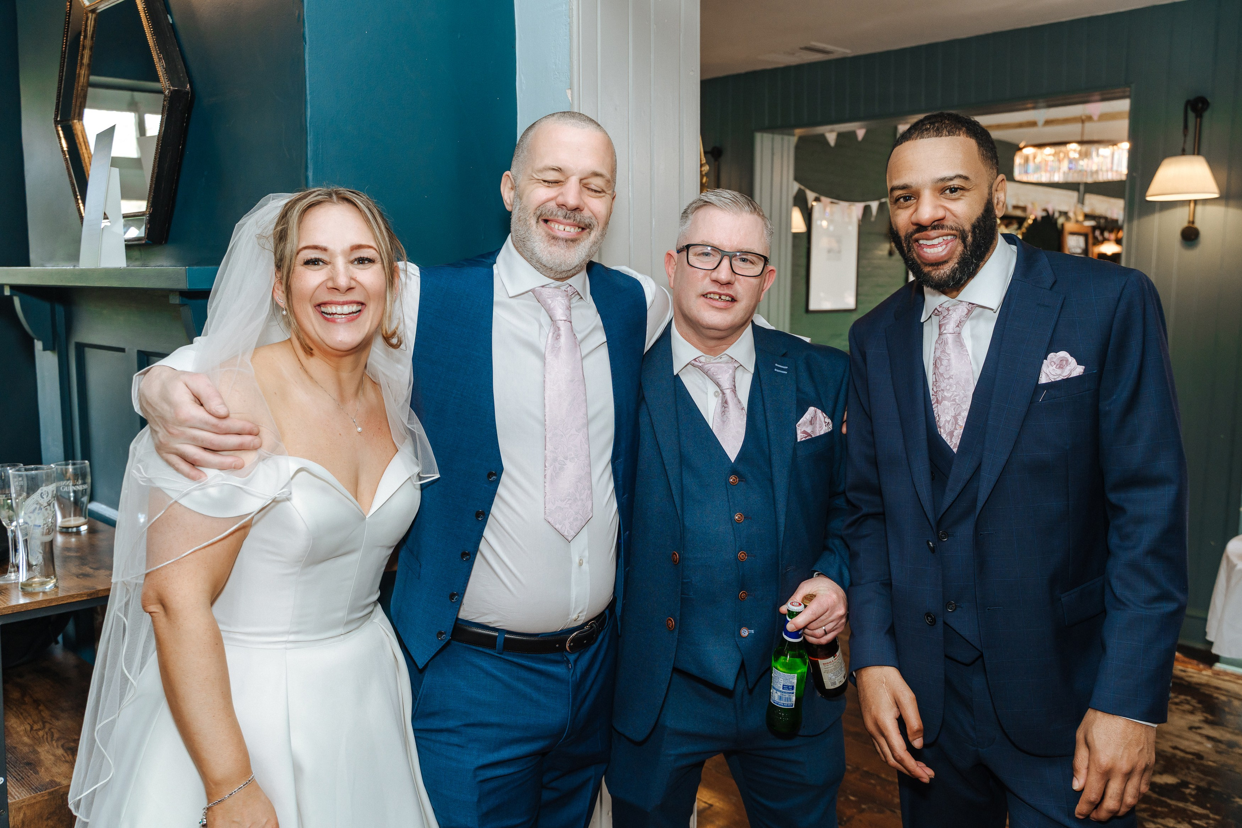 Luke and Nicola’s wedding at Danson House. Photographer in England Ekaterina Romanova