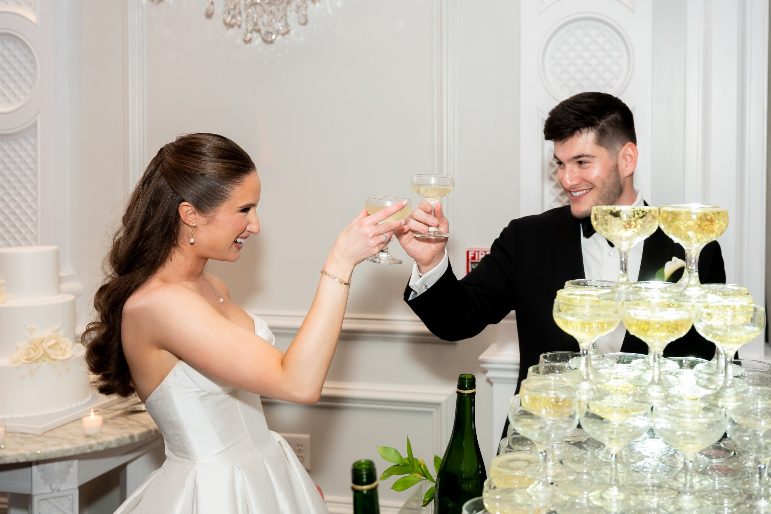 Gianna & Robert. Wedding Photo & Video