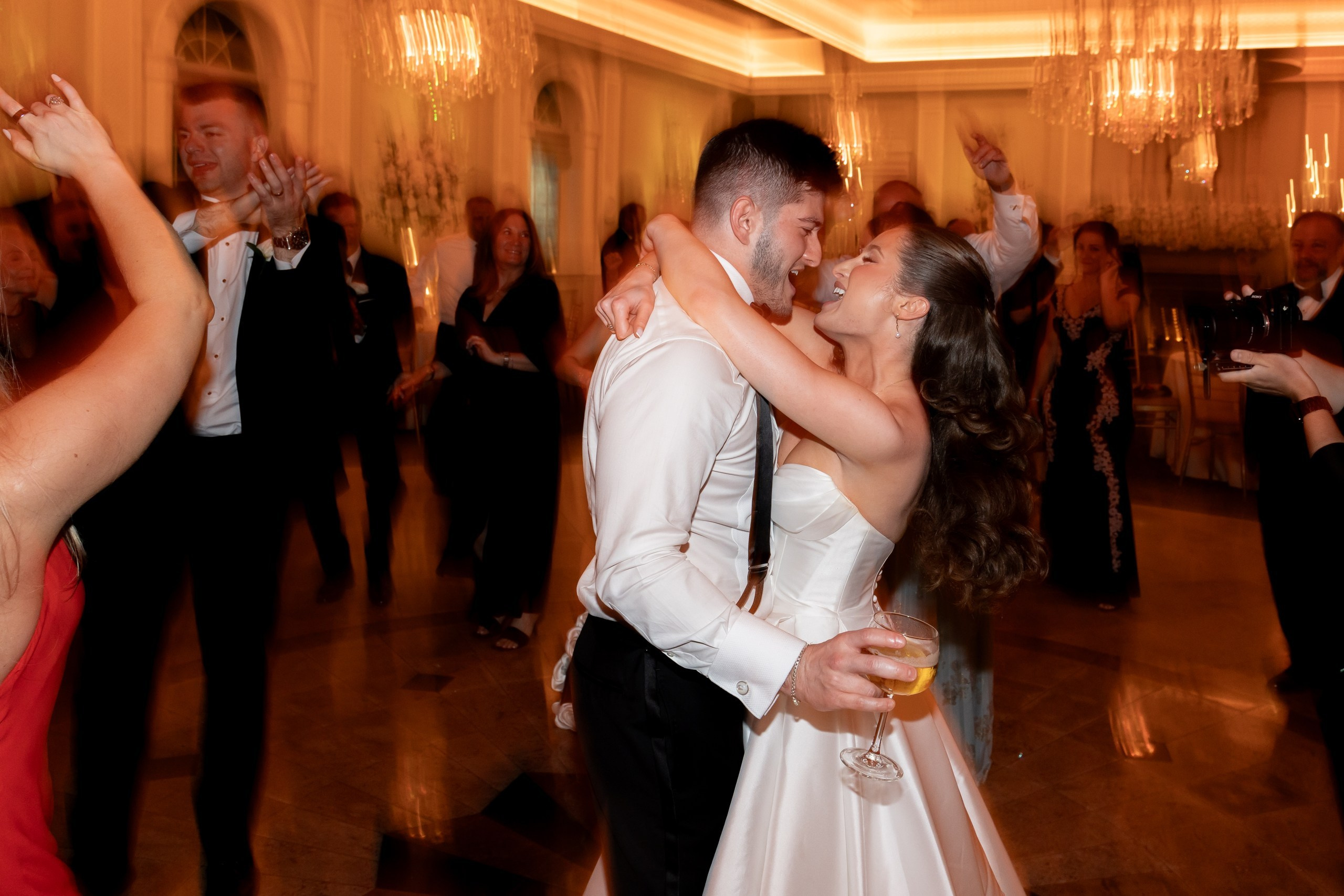 Gianna & Robert. Wedding Photo & Video