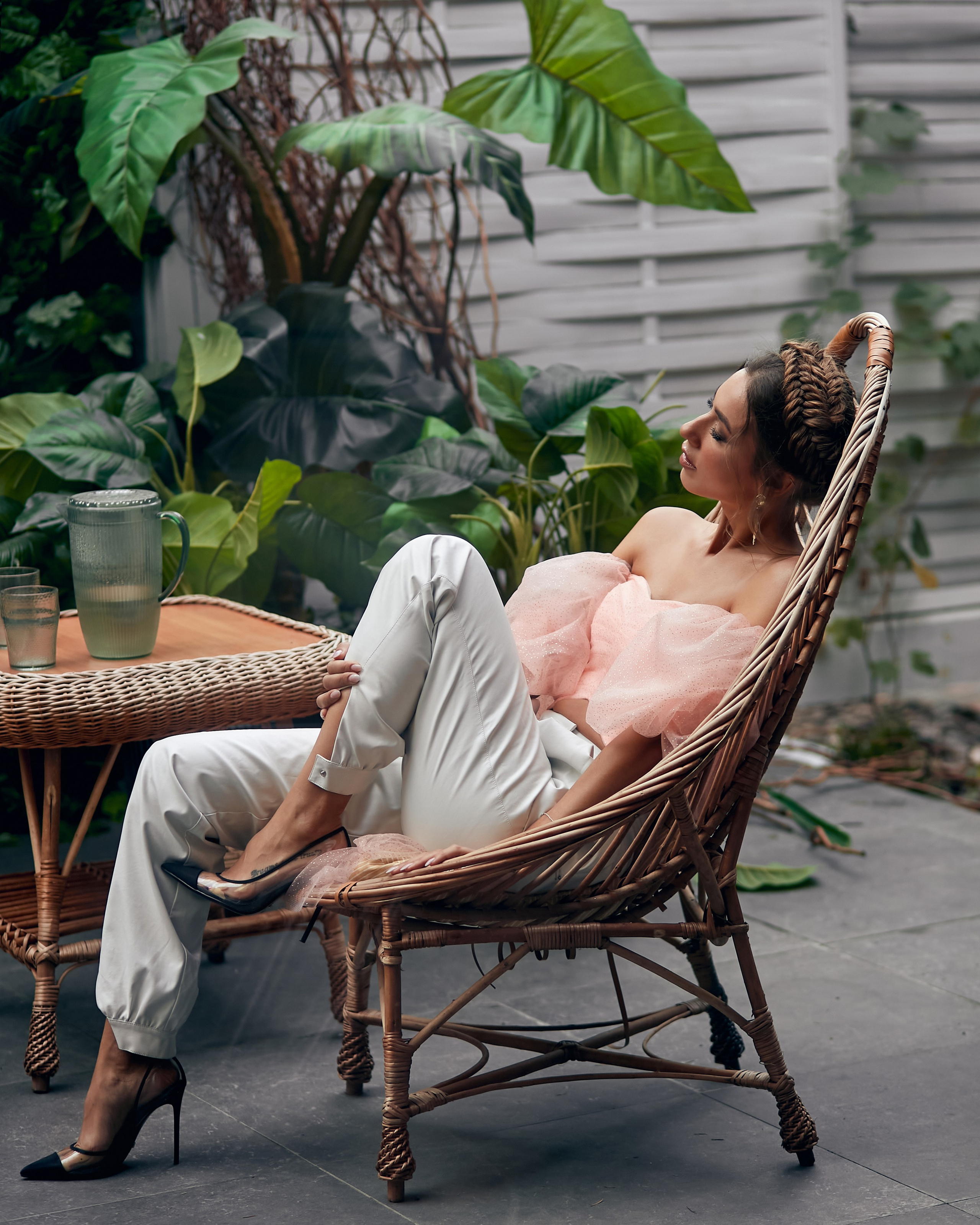 Alexandra. Amazing photo session at a time convenient for you. Y