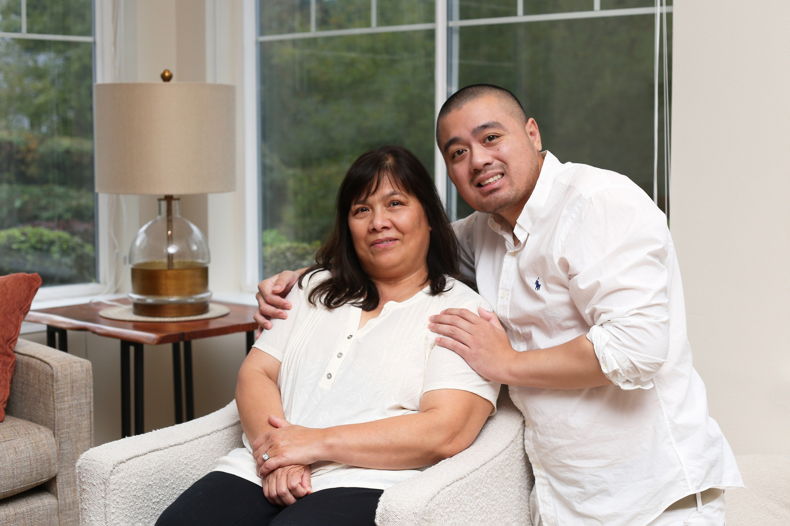 STUDIO Photoshoot. YuAnna studio. Family & Kids Photographer in Seattle area, located in