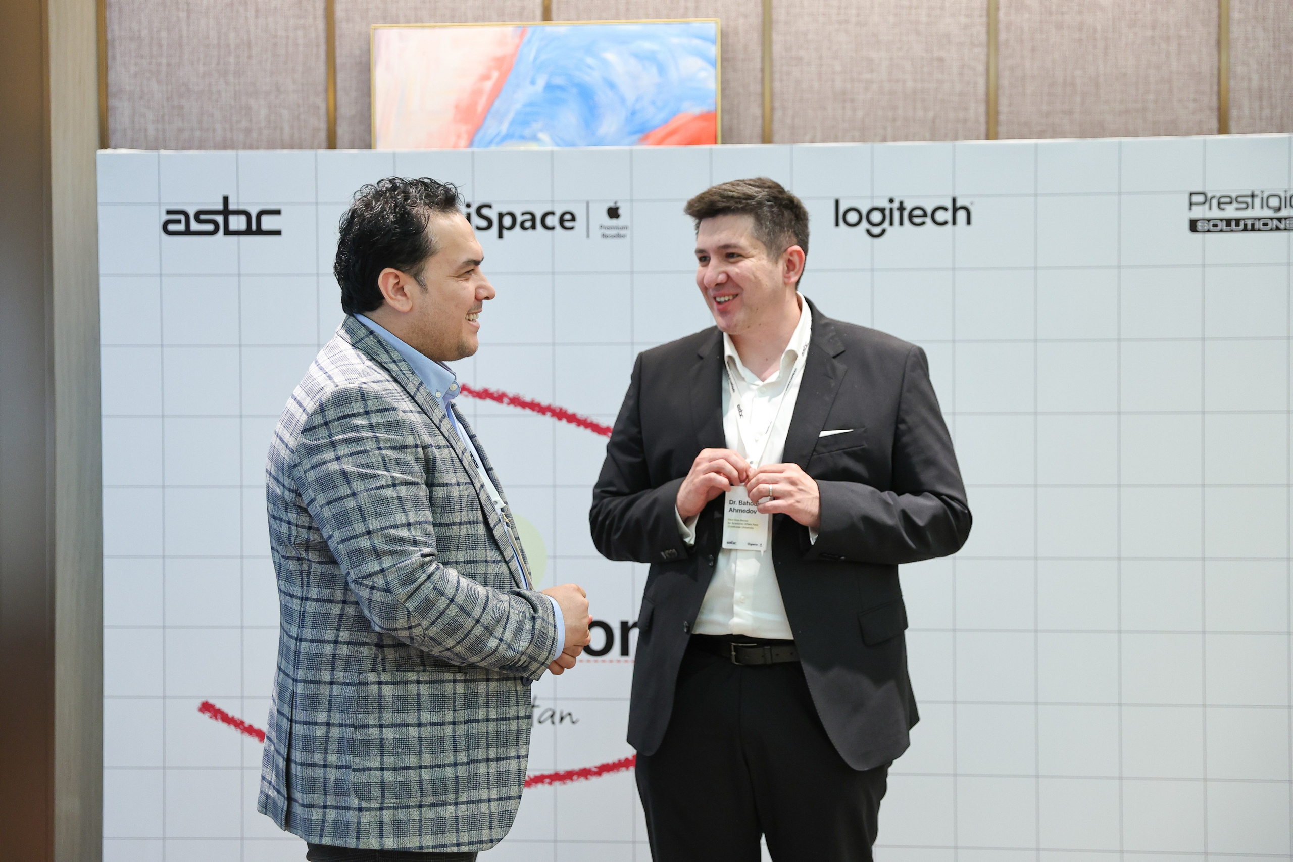 Презентация Apple education Uzbekiston. Создает увлекательные учебные материалы. Профессиональная Фото-Видео Студия Геннадия Нестеренко | Ташкент и Весь Узбекистан