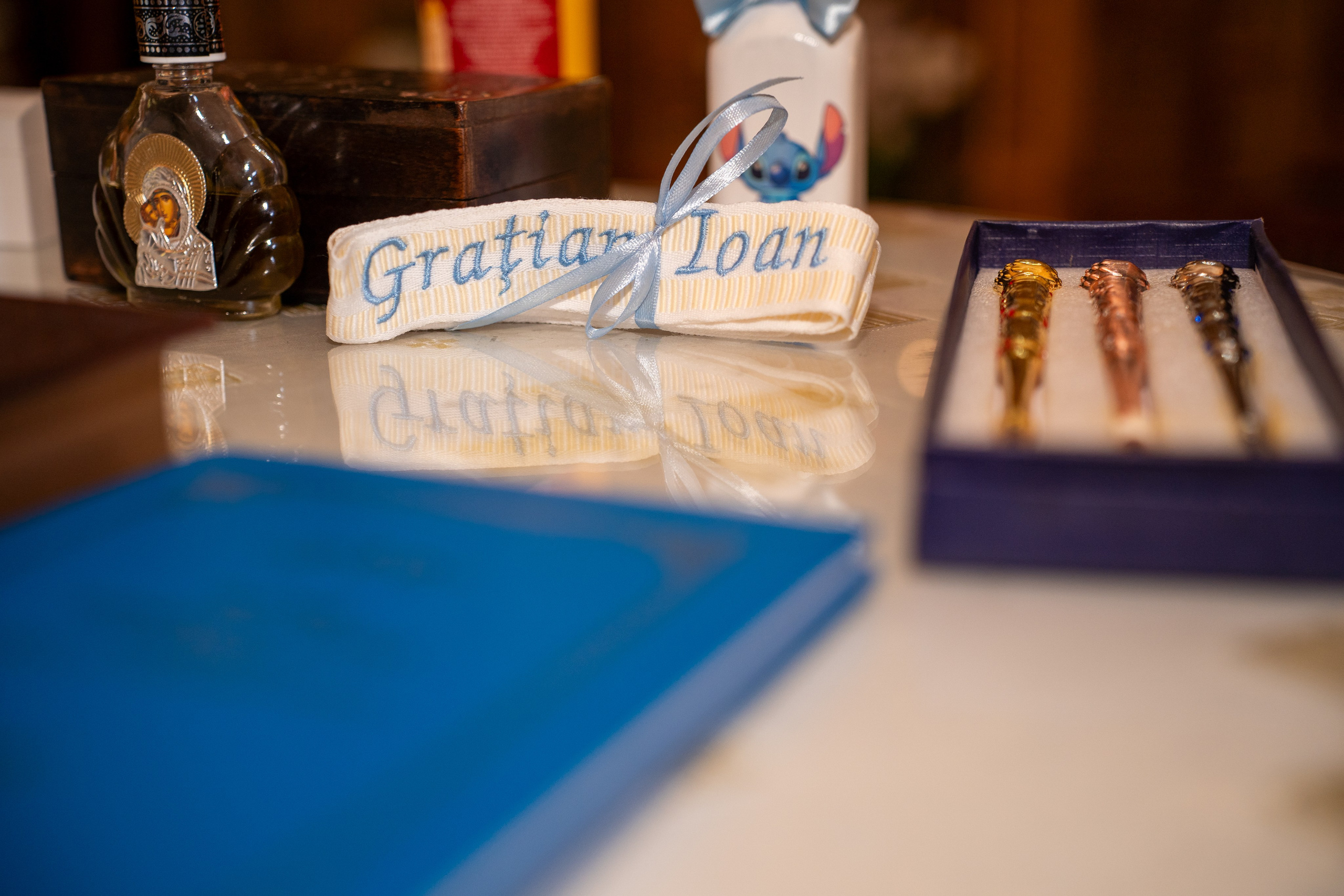 BOTEZ - PRIMUL ZÂMBET