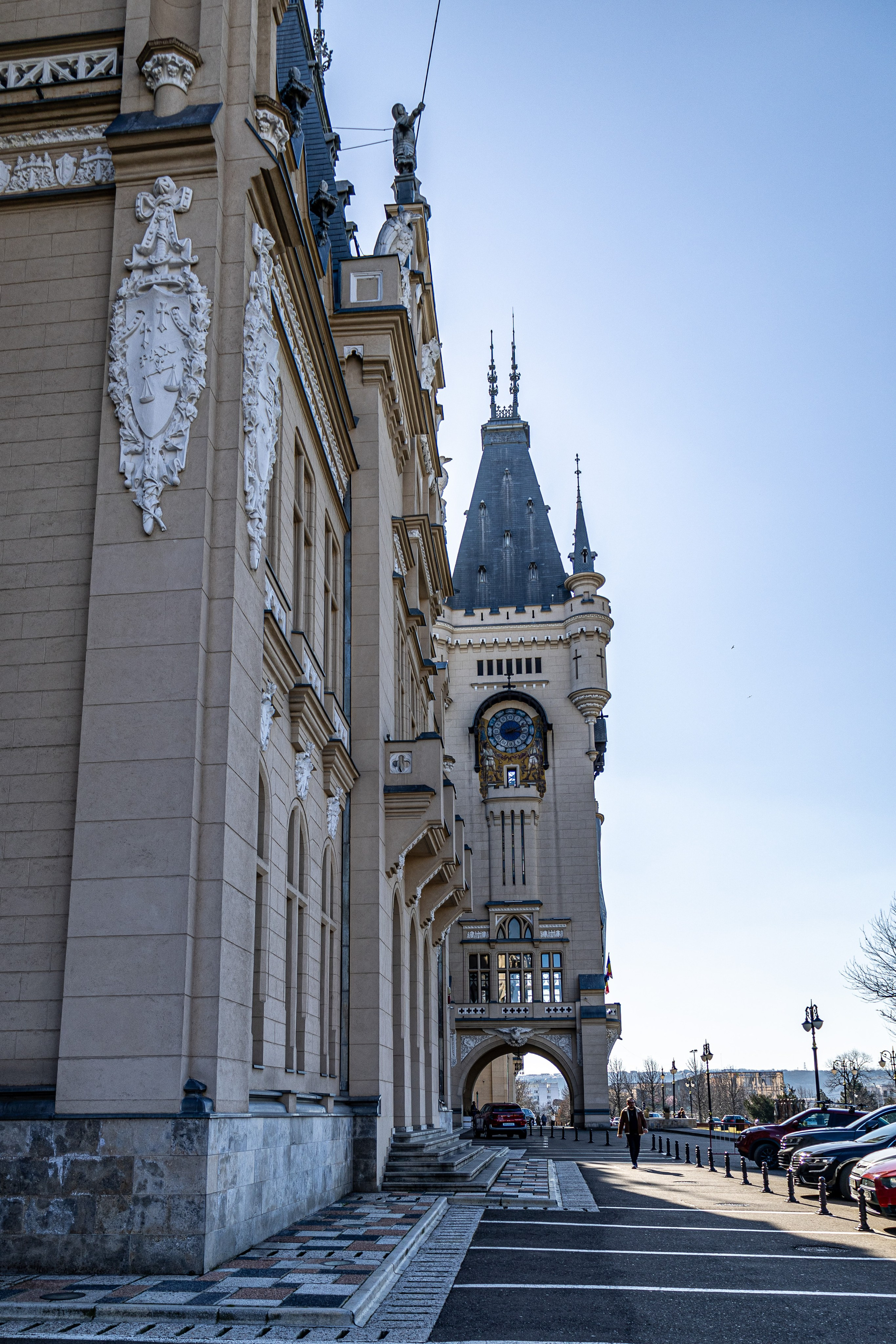 Fotograf. Lucrez cu oameni, produse și spații. Portret și fotografie creativă. Bacău, România. Lidia Savinoiu